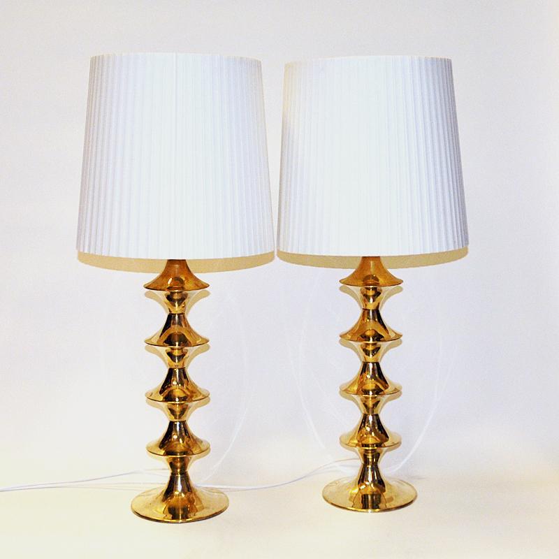 colleen glass table lamp