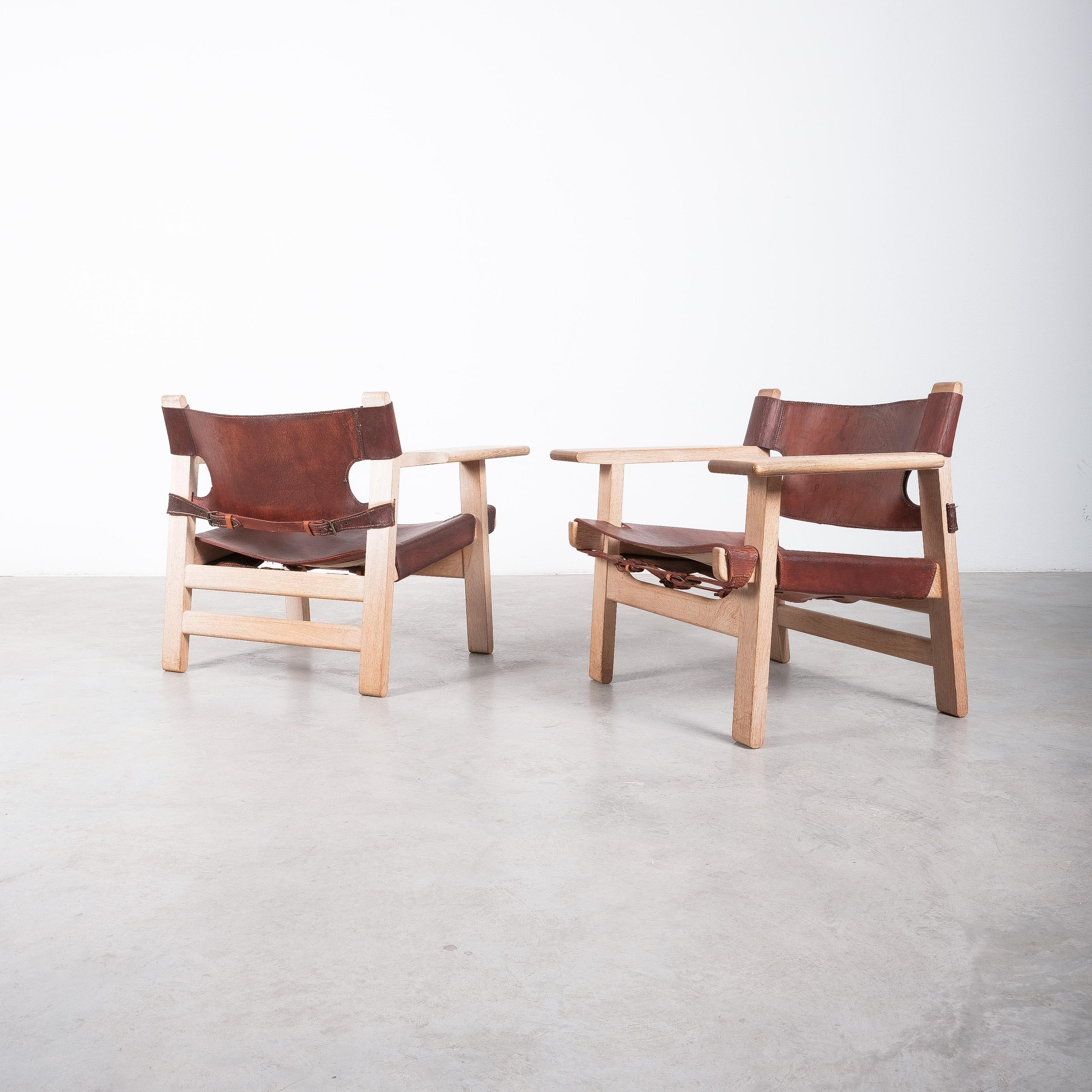Swedish Vintage Pair of Børge Mogensen Spanish Chairs Oak Leather, Denmark, 1960s For Sale