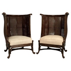 Pareja vintage de sillas con respaldo de estilo British Colonial de Maitland Smith