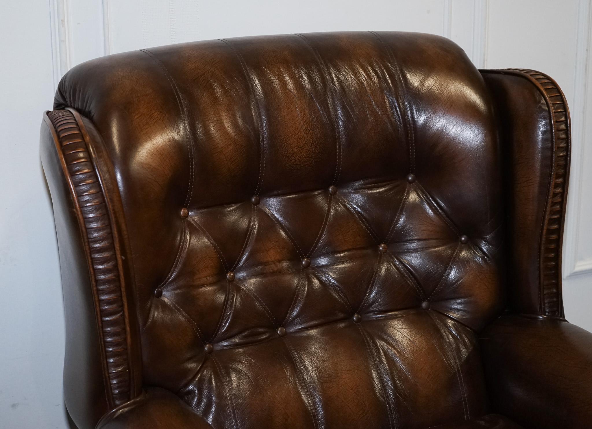 Pelle COPPIA D'EPOCA DI BRACCO IN PELLE MARRONE INVECCHIAMENTO Chesterfield in vendita