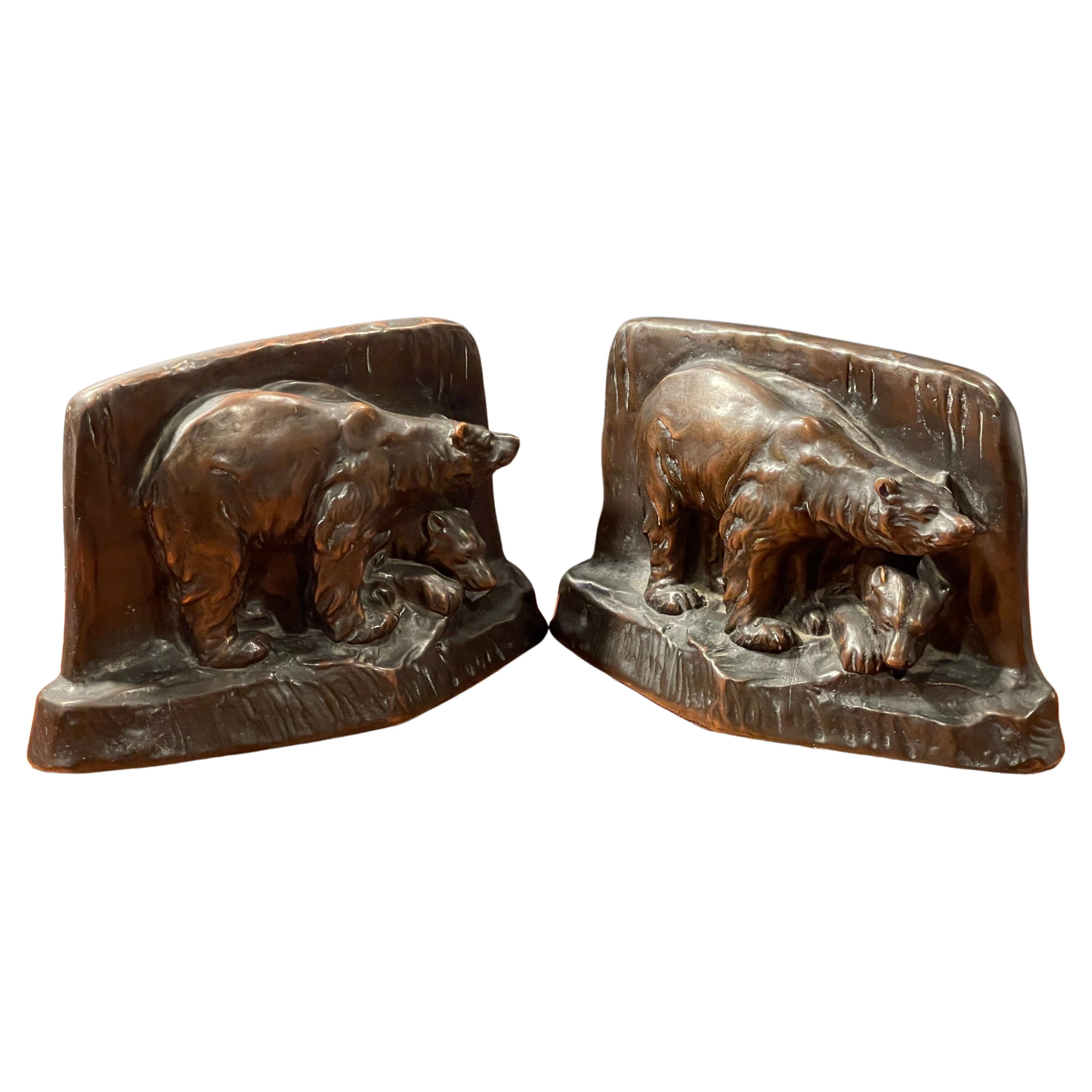 Vintage Paar Bronze verkleidet Grizzlybär Buchstützen  im Angebot