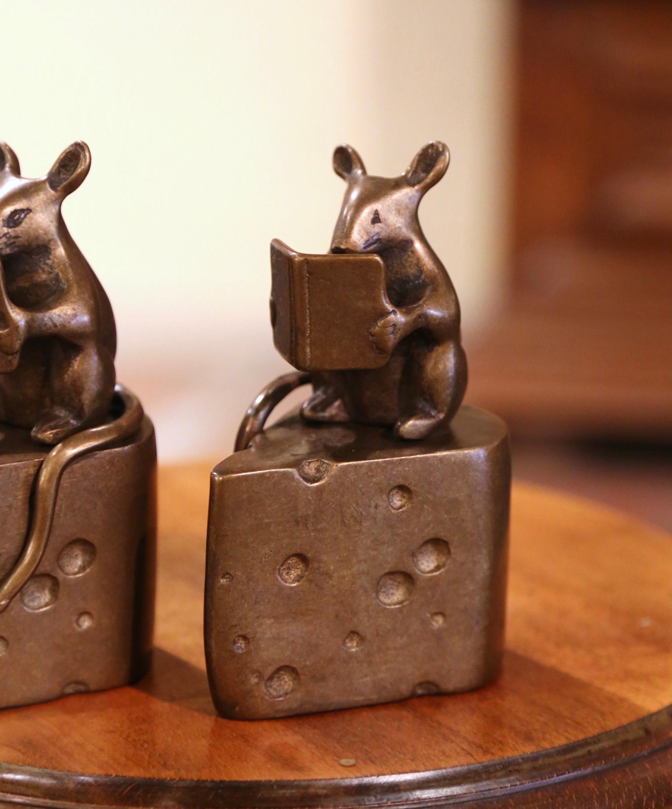 Cast Vintage Pair of Bronze Mouse Reading on Cheese Wedge Bookend Paper Weights