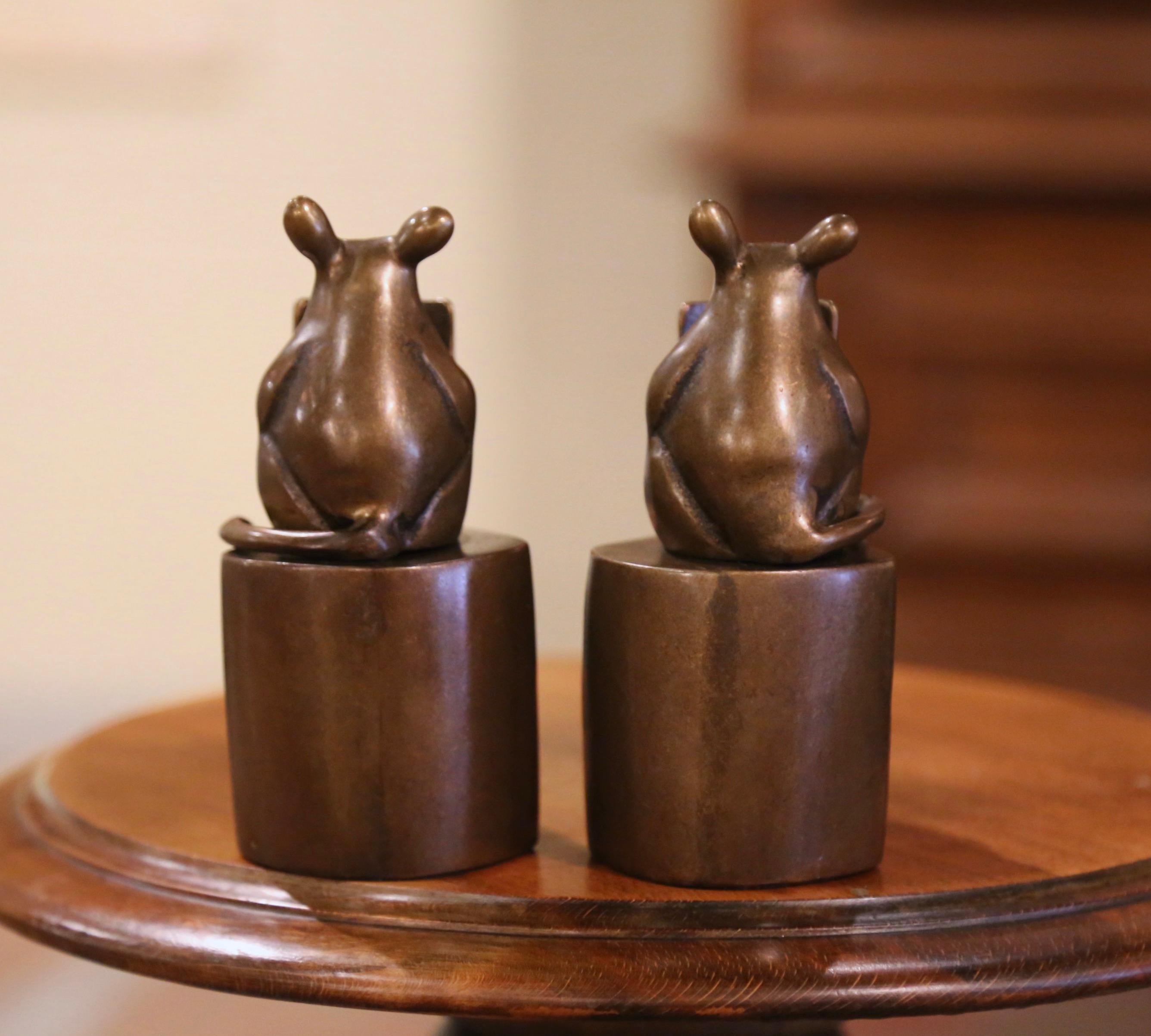 Vintage Pair of Bronze Mouse Reading on Cheese Wedge Bookend Paper Weights 3