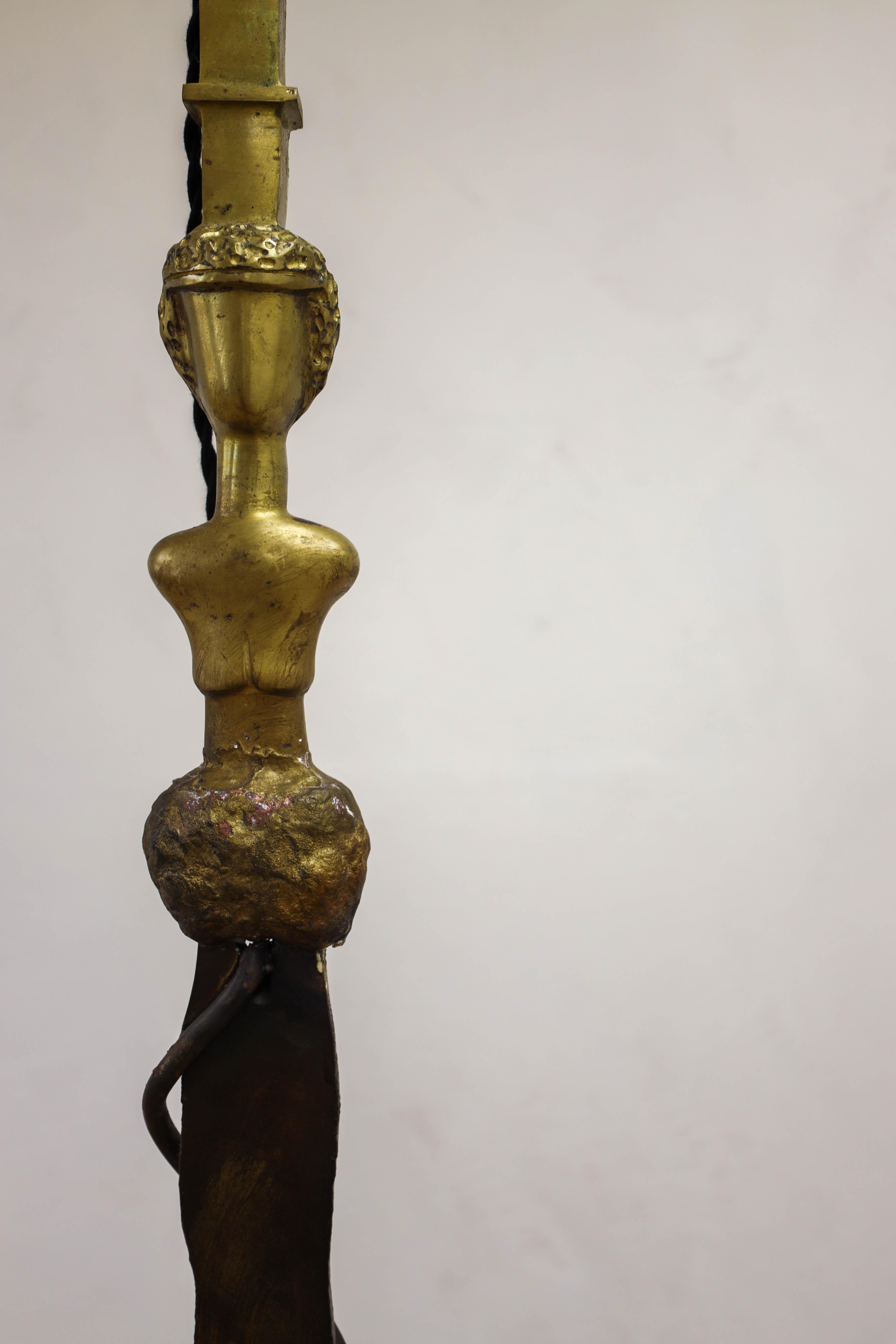 Paar skulpturale männliche und weibliche Bronze-Stehlampen im Vintage-Stil, nach Giacometti im Angebot 2