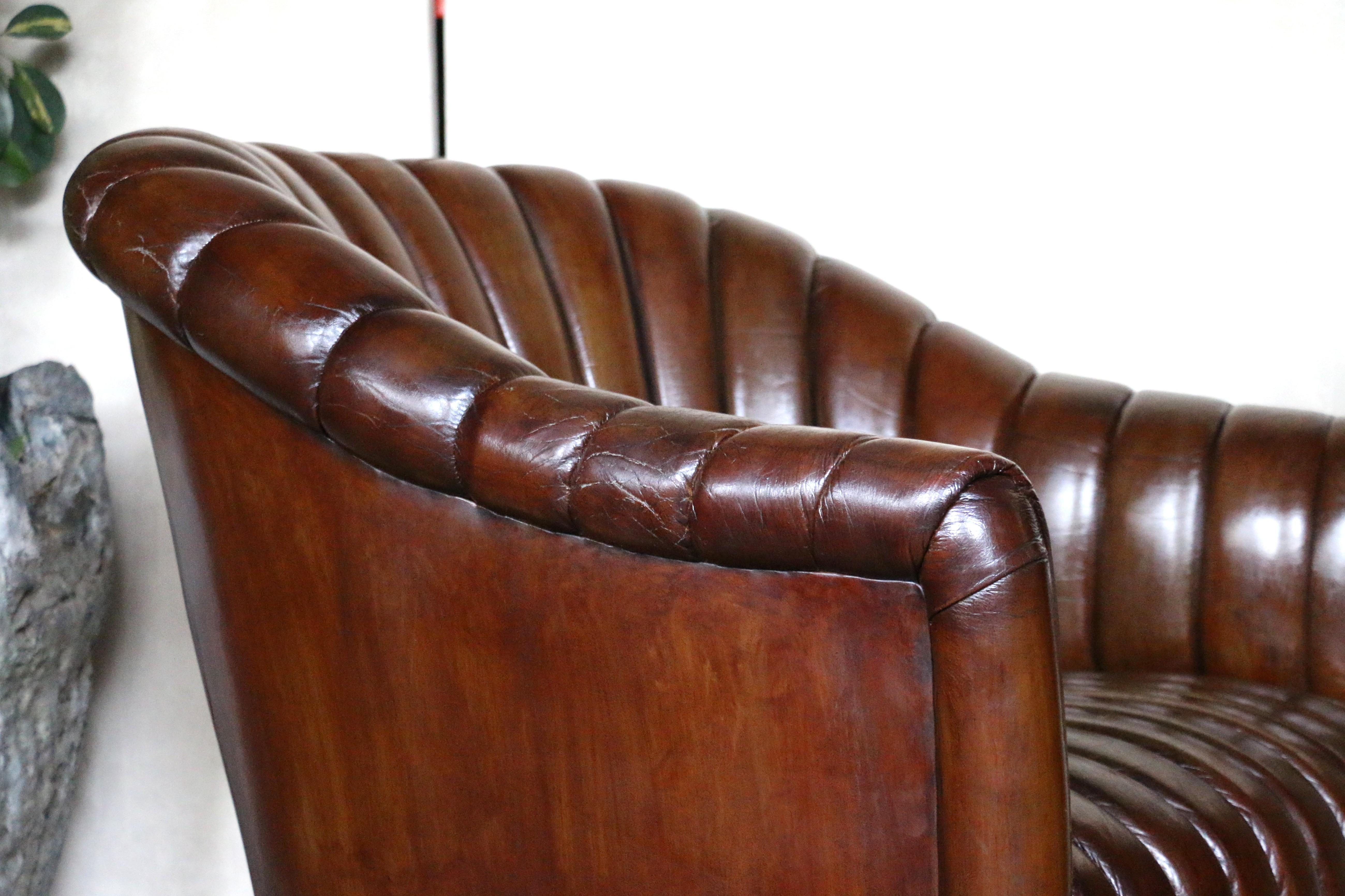 Vintage Pair of Brown Leather Channel-Tufted Club Chairs — Martin/Brattrud, 1987 en vente 5