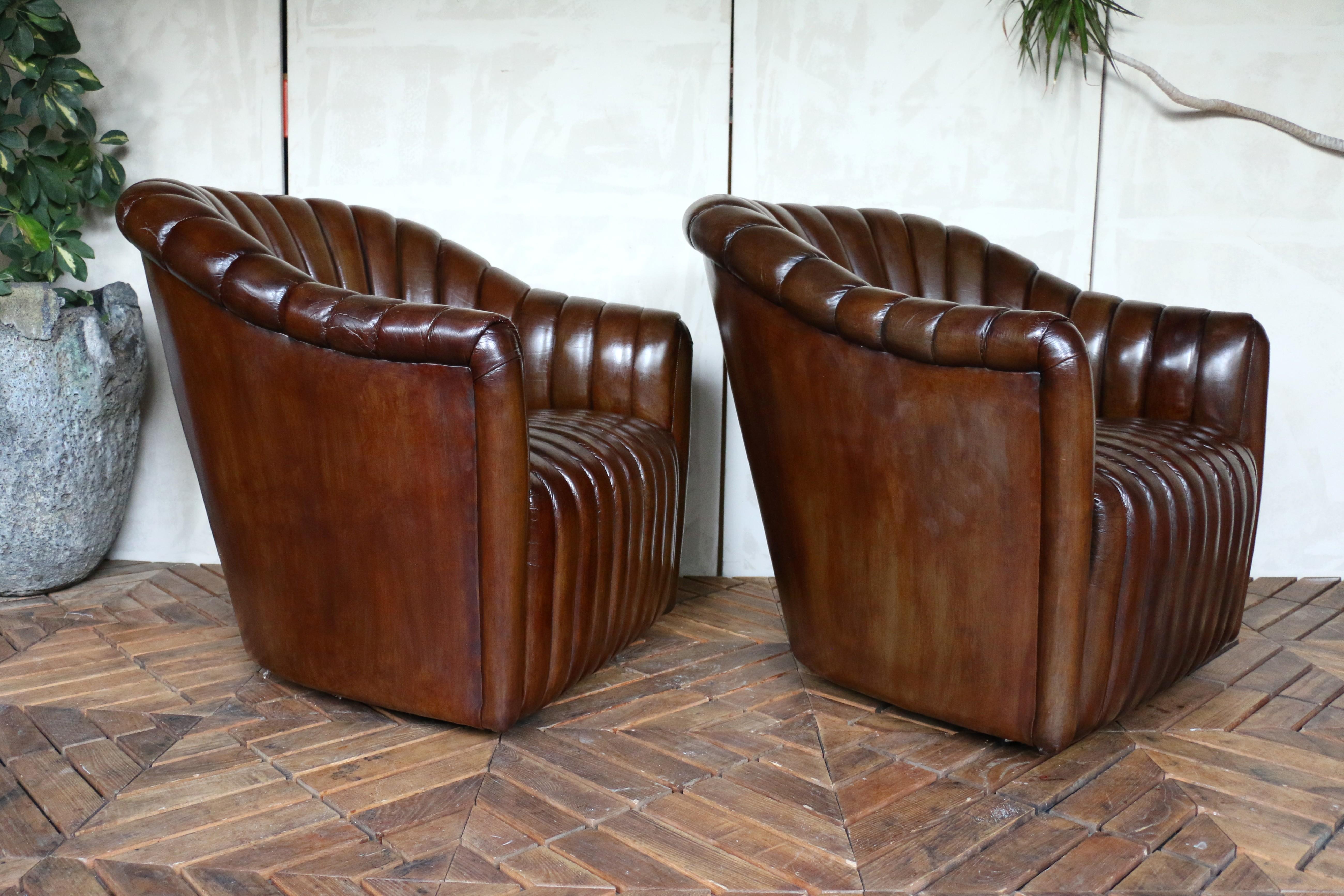Vintage Pair of Brown Leather Channel-Tufted Club Chairs — Martin/Brattrud, 1987 en vente 6