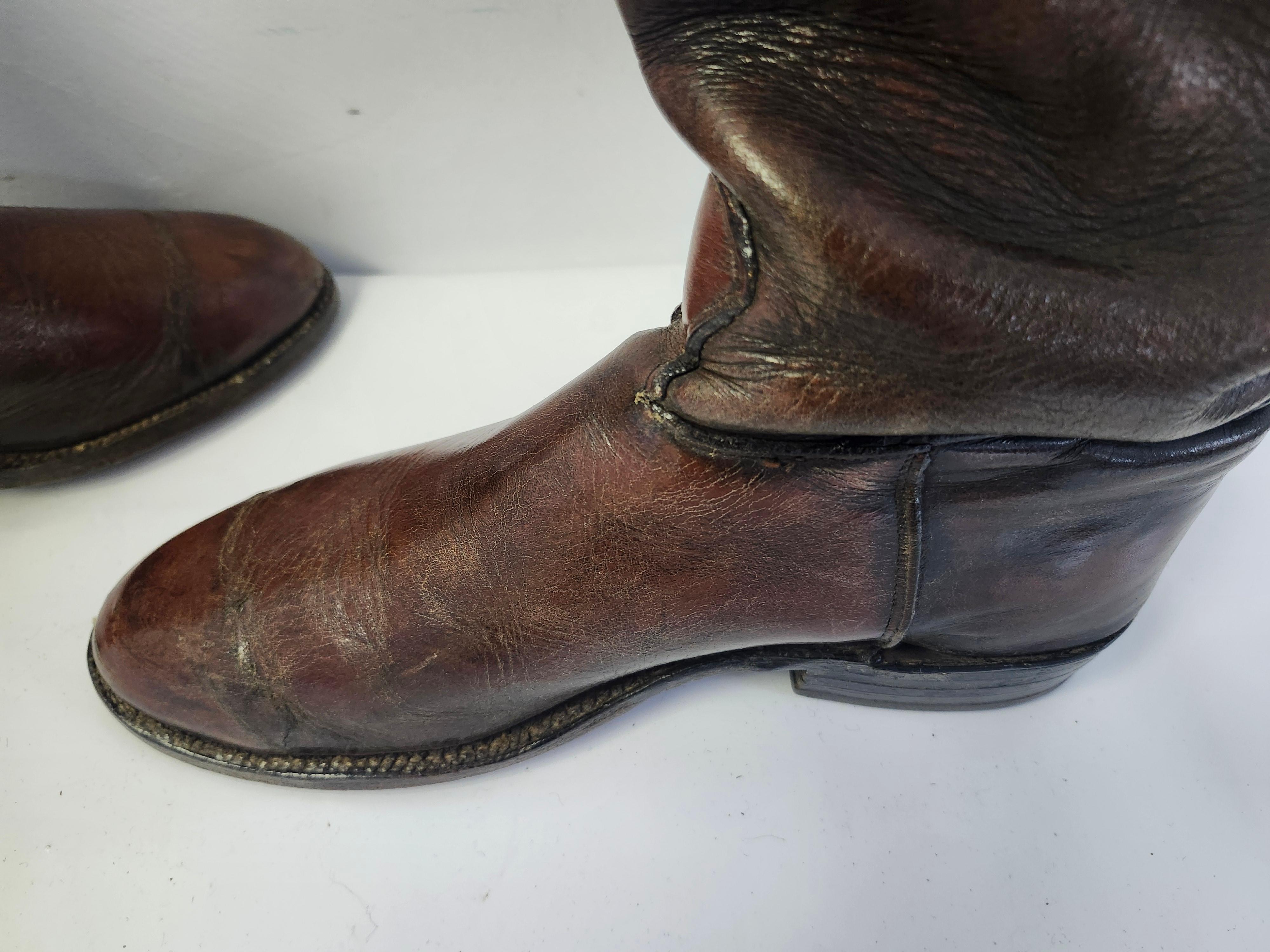 Paire de bottes d'équitation en cuir Brown Taille 10C en vente 2