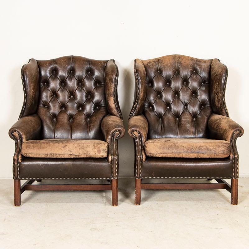 Vintage Pair of Brown Leather Wingback Arm Chairs In Good Condition In Round Top, TX