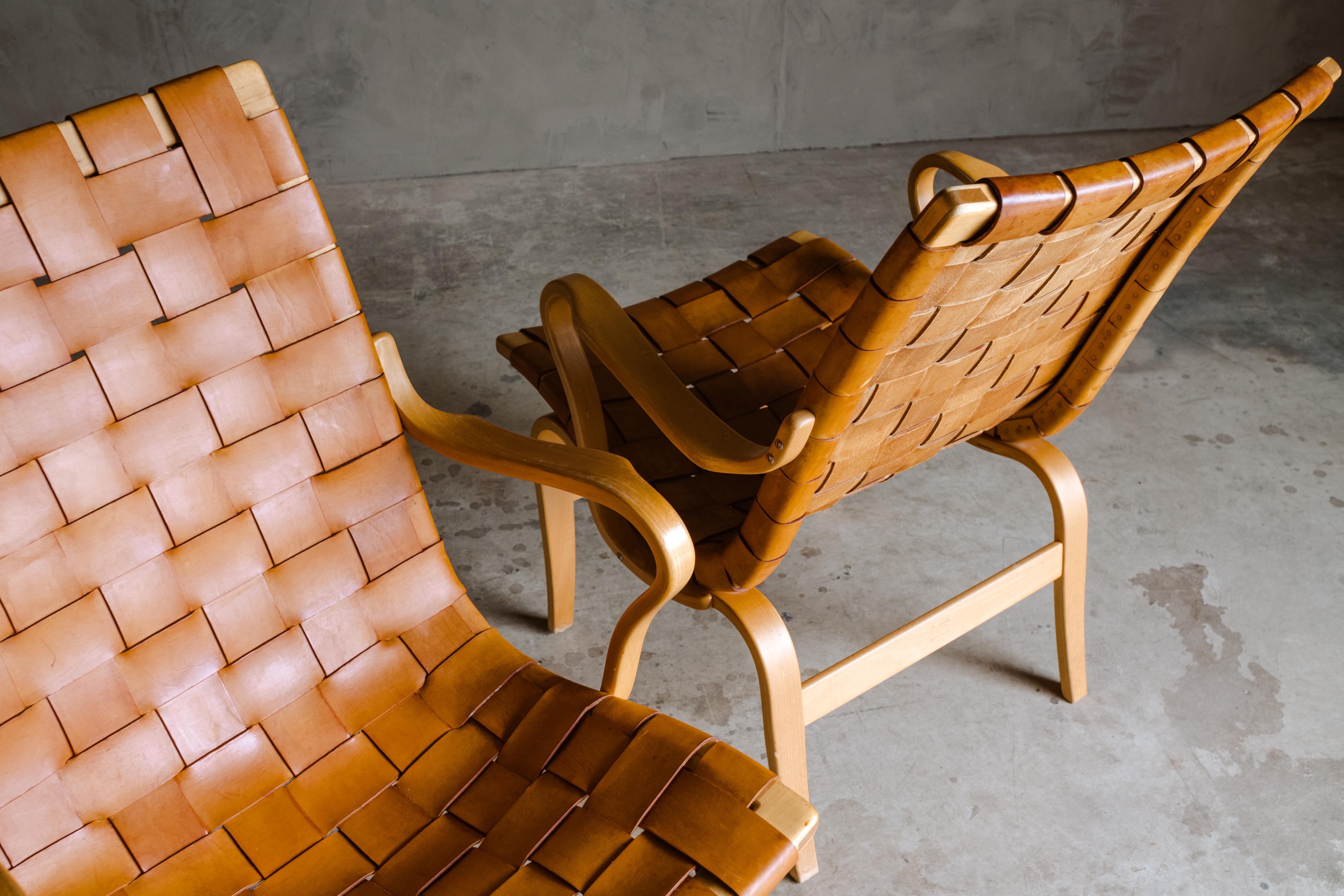 Vintage Pair of Bruno Mathsson Lounge Chairs, Model Eva, Sweden, 1960s In Good Condition In Nashville, TN