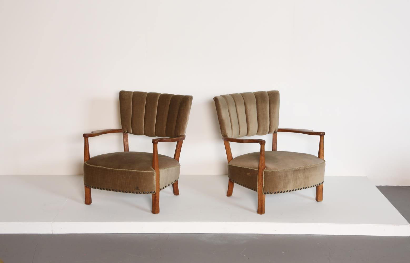 Vintage Paar Tischler-Sessel, Henning Kjærnulf, Dänemark, 1950er Jahre im Angebot 5
