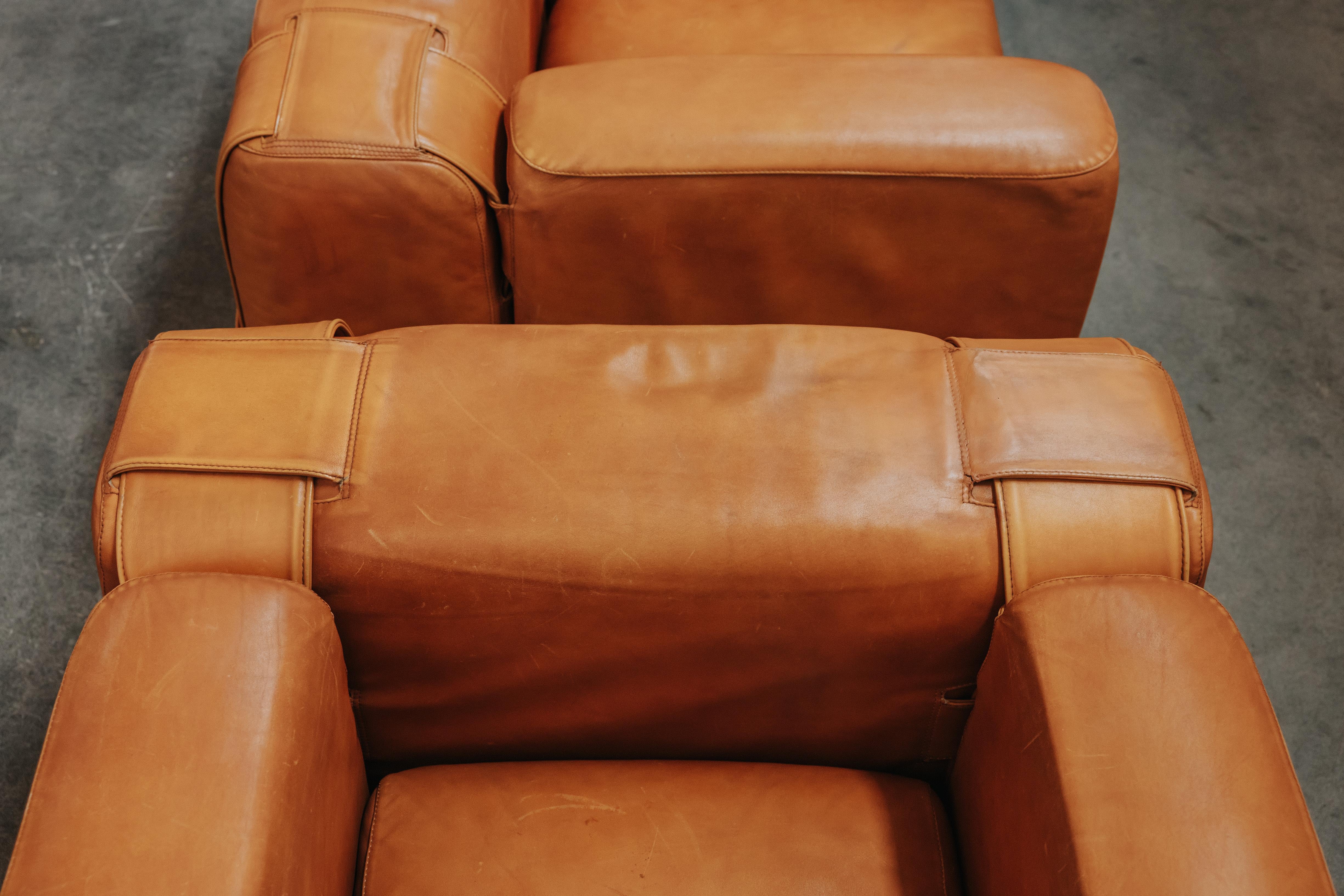 Vintage Pair Of Cassina Lounge Chairs By Mario Bellini From Italy, Circa 1960 For Sale 5