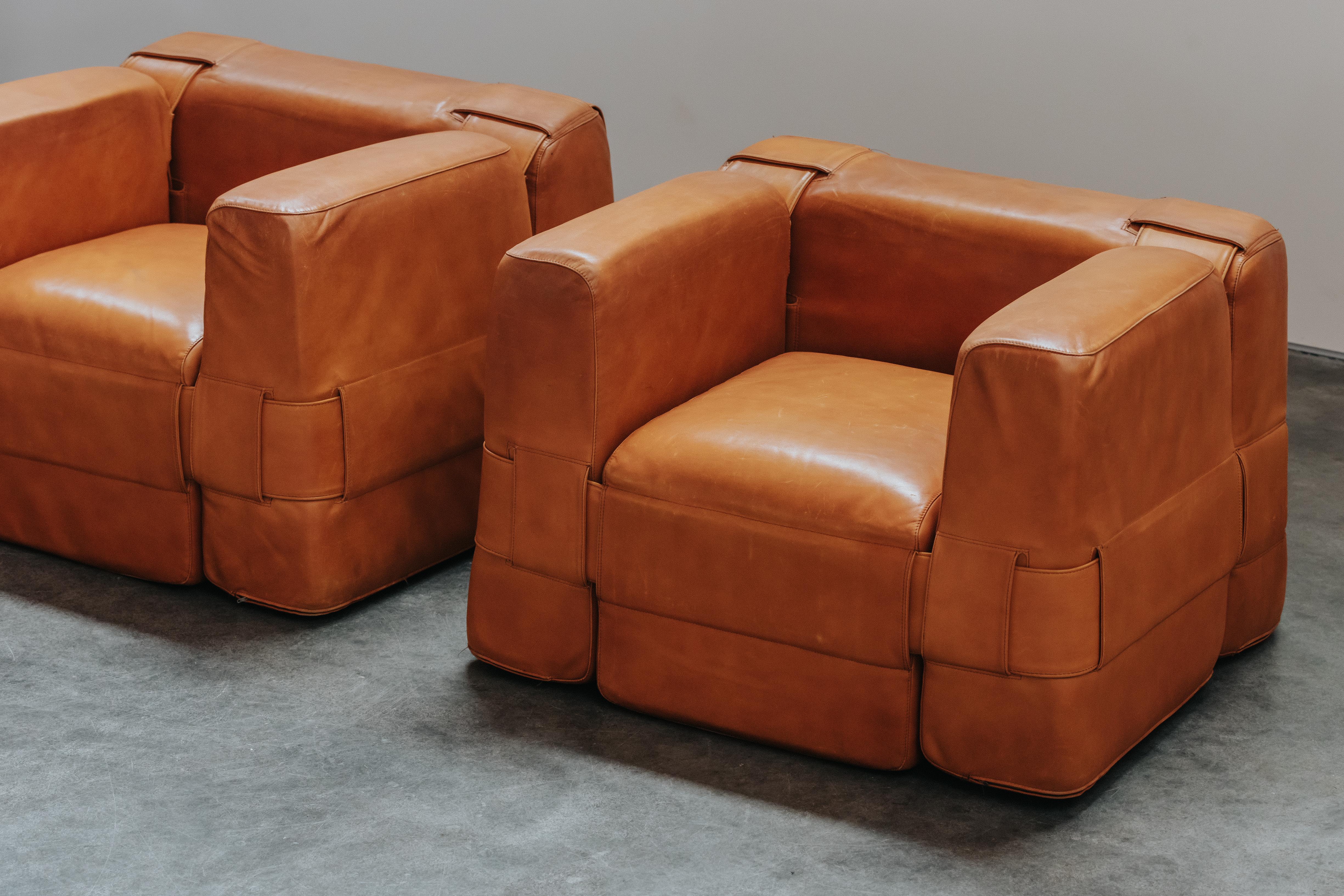 European Vintage Pair Of Cassina Lounge Chairs By Mario Bellini From Italy, Circa 1960 For Sale