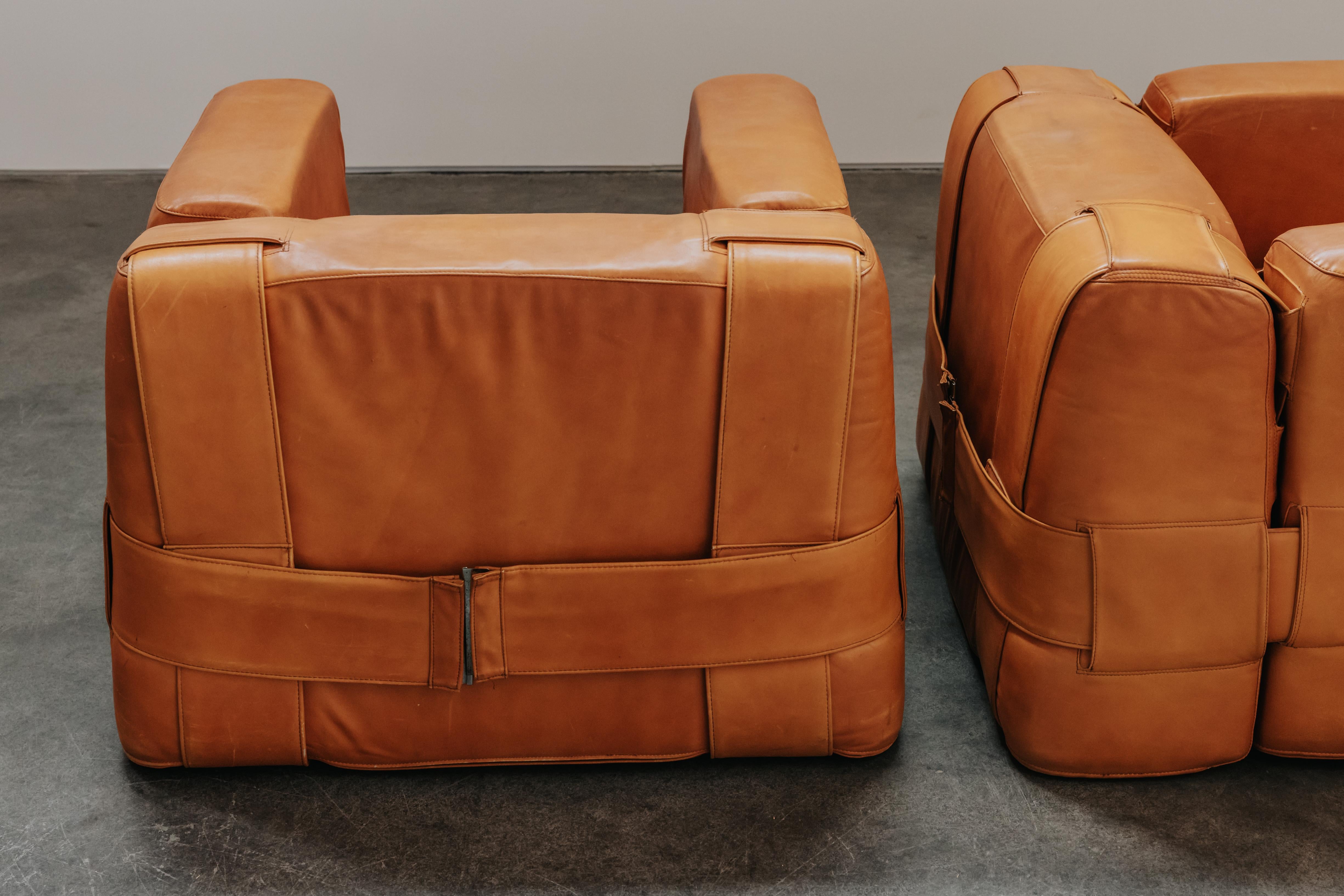 Vintage Pair Of Cassina Lounge Chairs By Mario Bellini From Italy, Circa 1960 In Good Condition For Sale In Nashville, TN