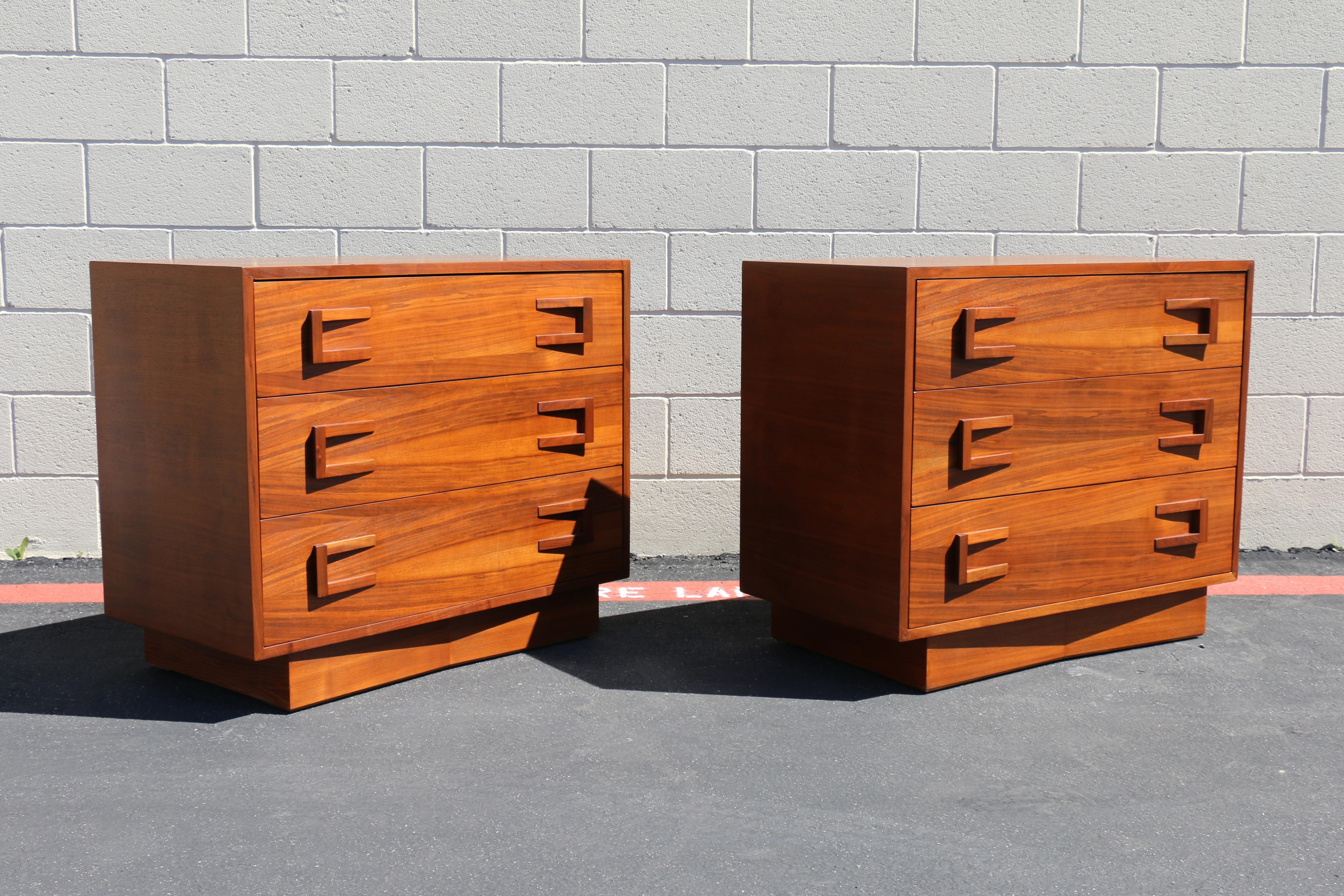 Vintage Pair Cavalier 