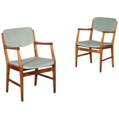 Vintage Pair of Chairs, Italy, 1950s