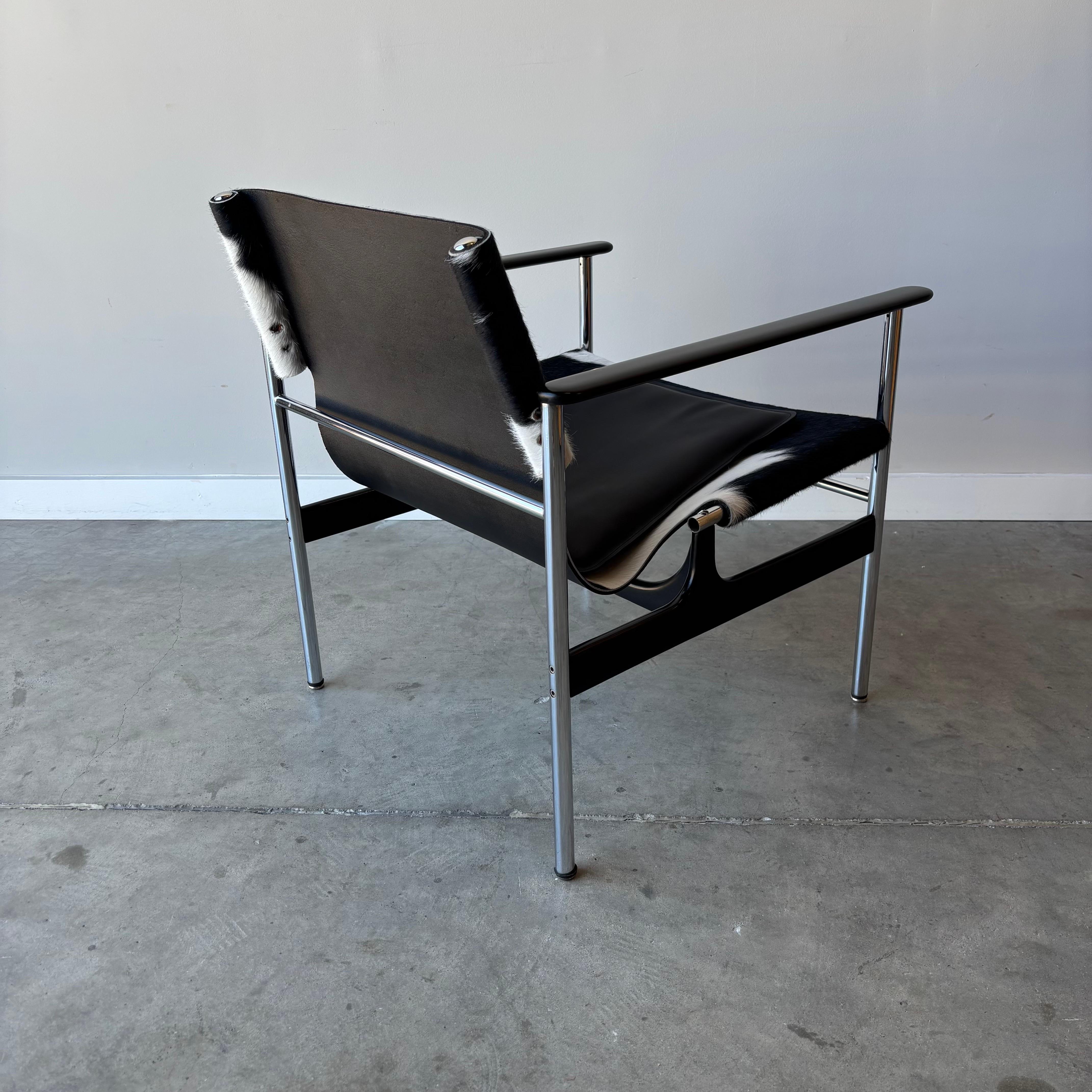 Pareja vintage de sillas de cuero de vaca Charles Pollock, Knoll, años 60 en venta 4