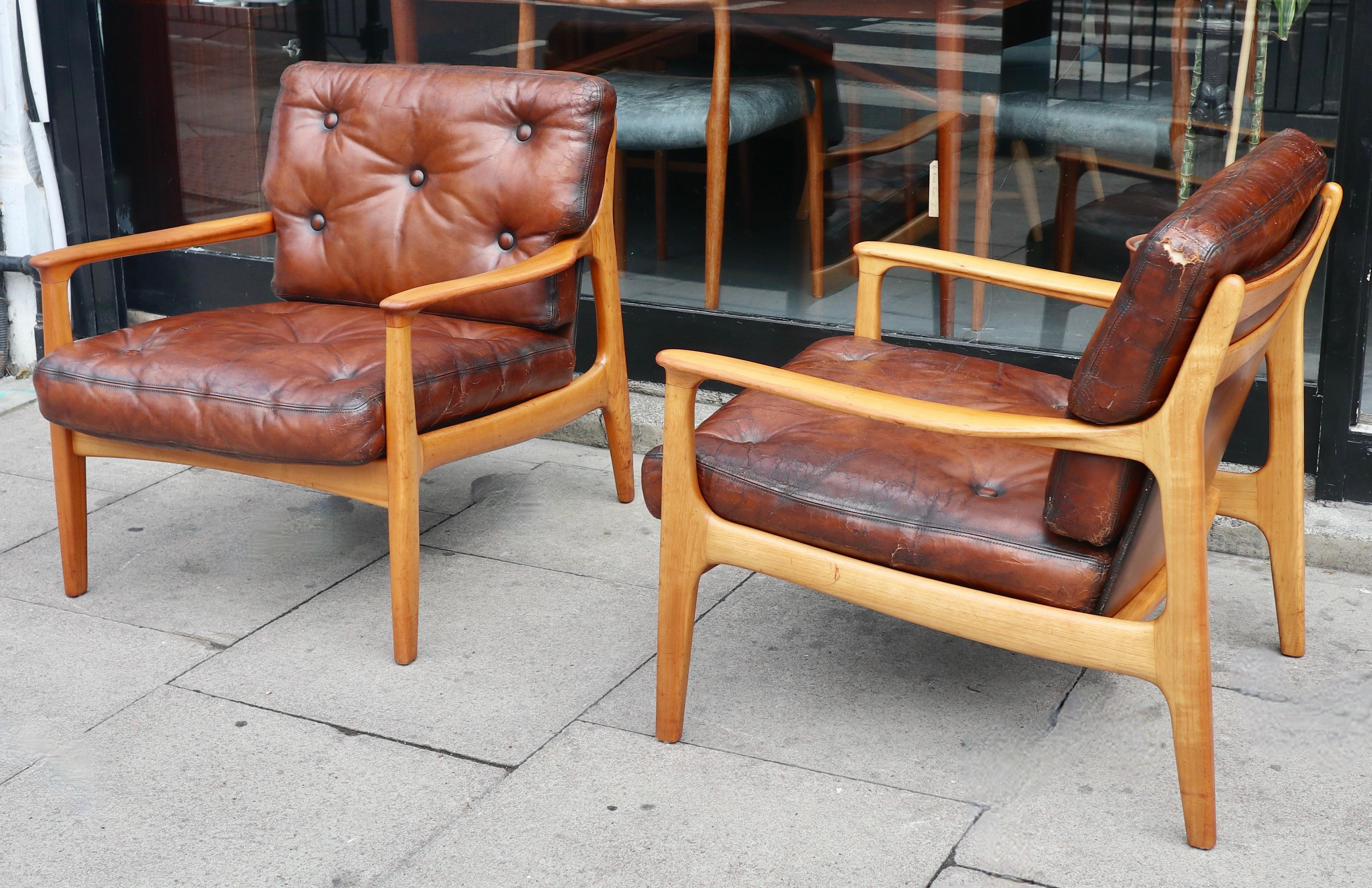 Paar Vintage-Loungesessel aus Kirschbaumholz und Leder von Eugen Schmidt für Soloform im Angebot 4
