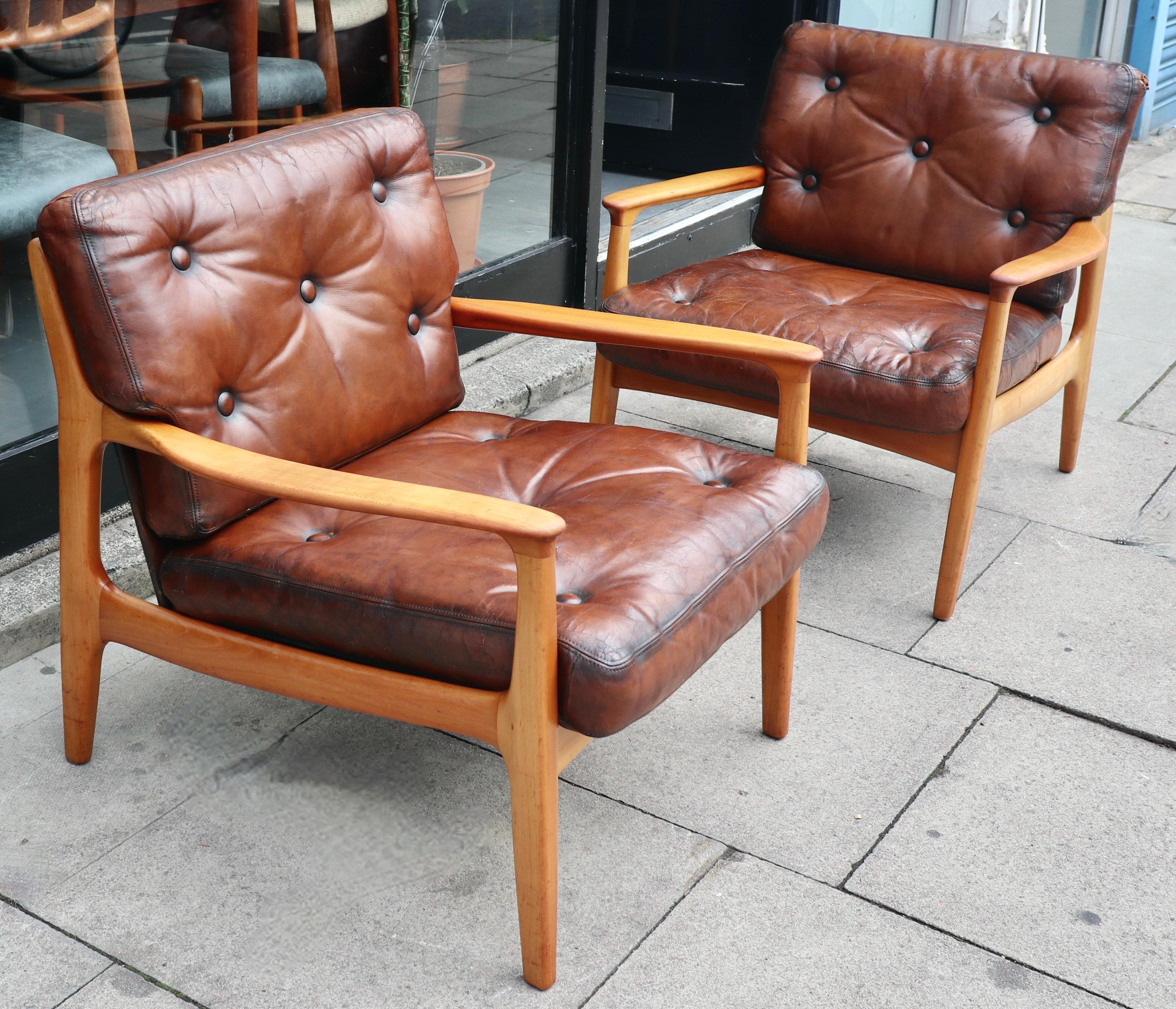 Paar Vintage-Loungesessel aus Kirschbaumholz und Leder von Eugen Schmidt für Soloform im Angebot 8