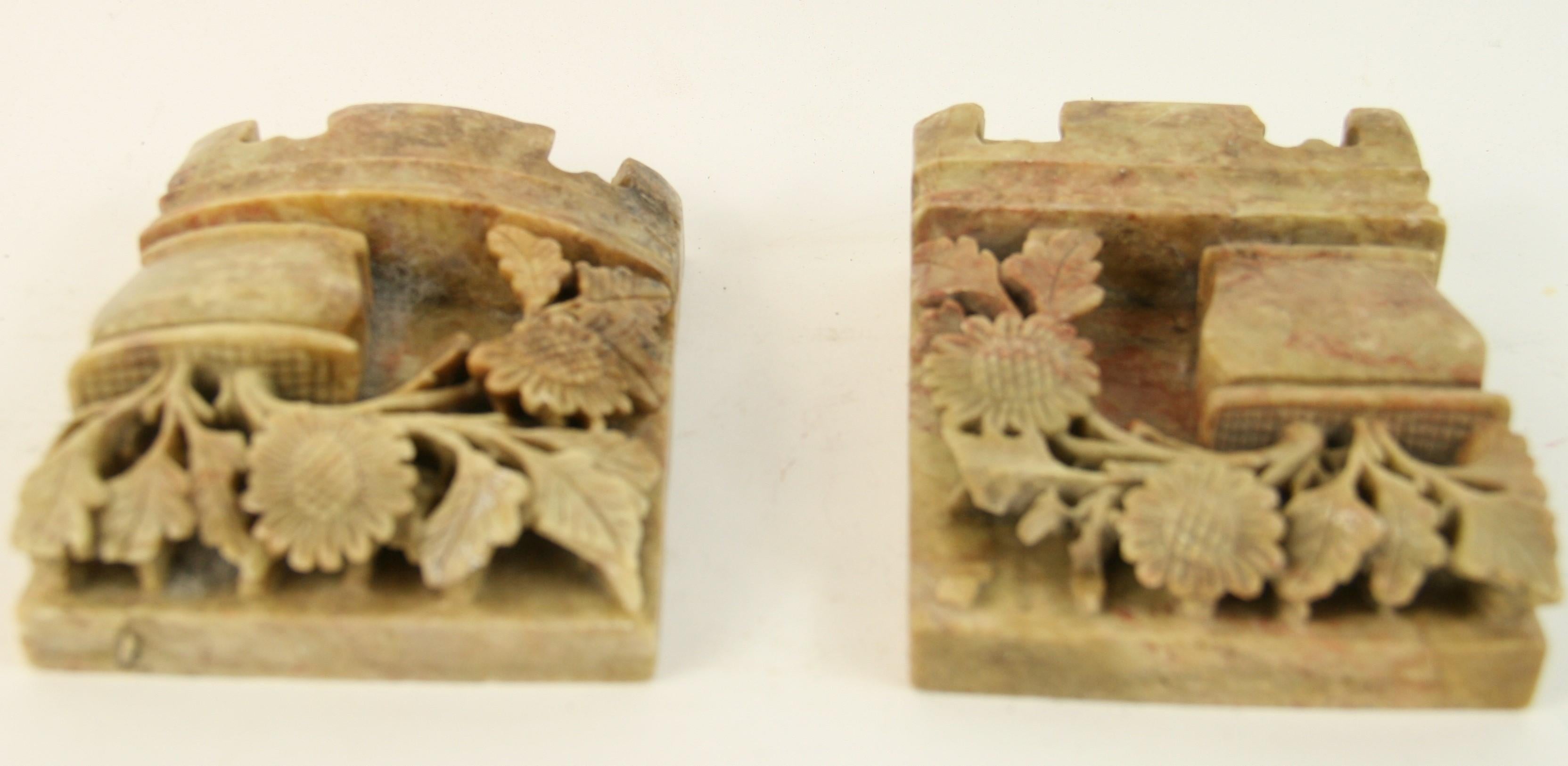Vintage Pair of  Carved Soapstone Floral Garden Urn Bookends, circa 1930s In Good Condition In Douglas Manor, NY