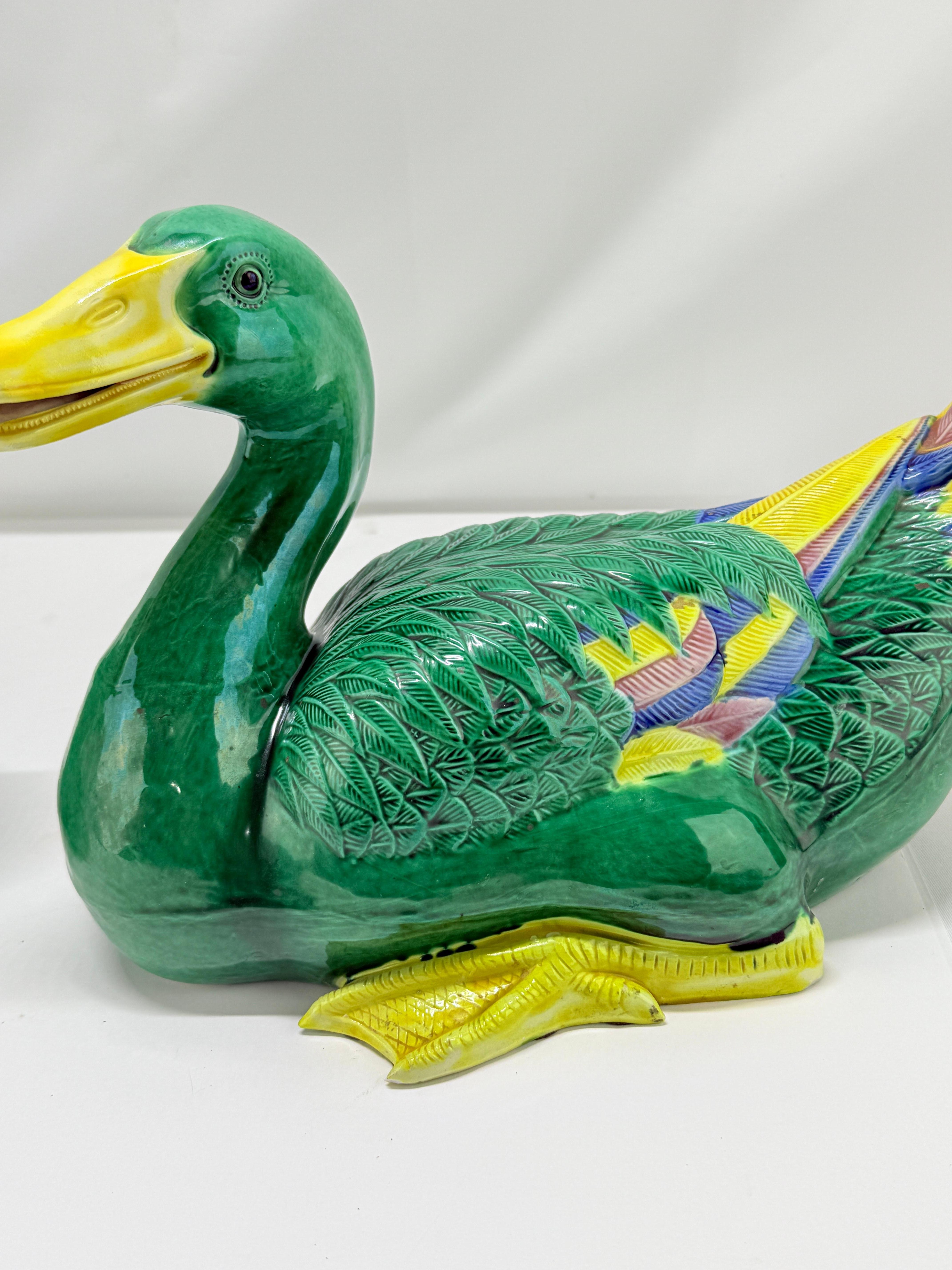 Vintage Pair of Chinese Export Porcelain Green & Yellow Glaze Duck Figurines For Sale 4