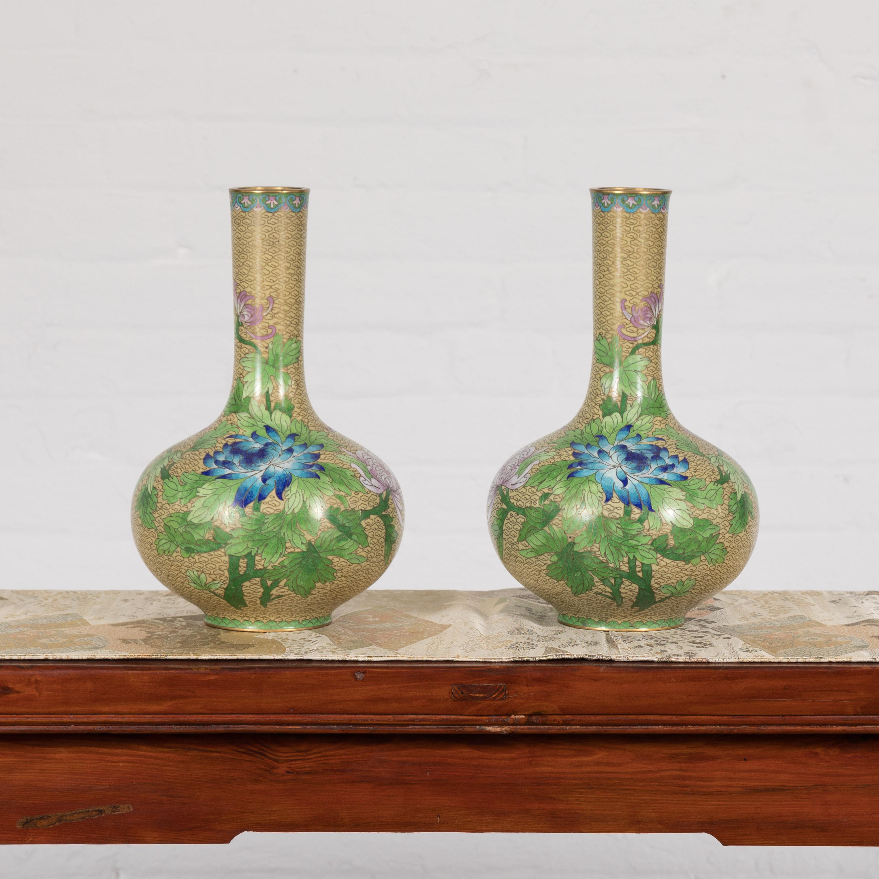 Cloissoné Vintage Pair of Floral Chinese Vases For Sale