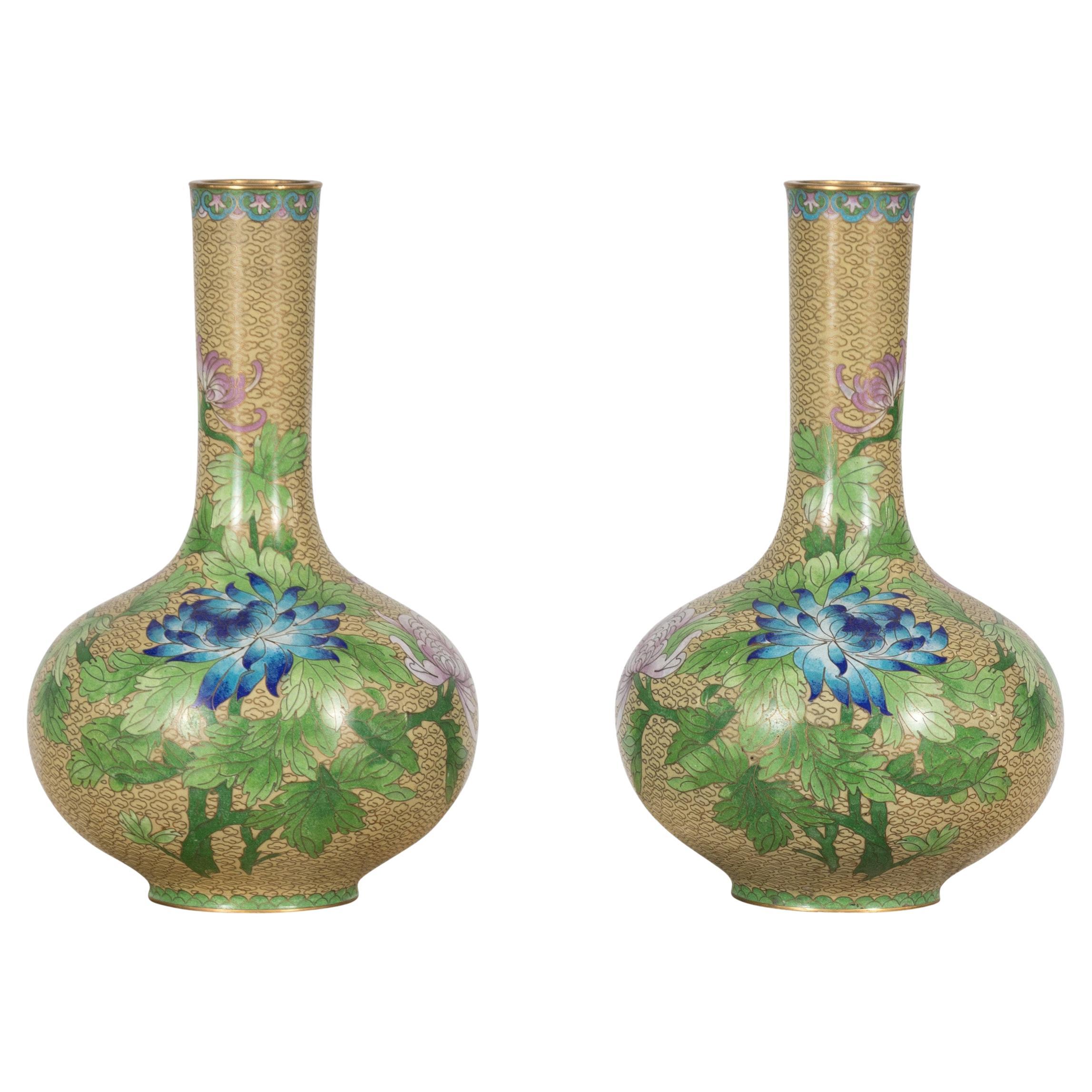 Vintage Pair of Floral Chinese Vases For Sale