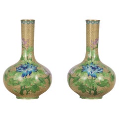 Paire de vases chinois à fleurs vintage