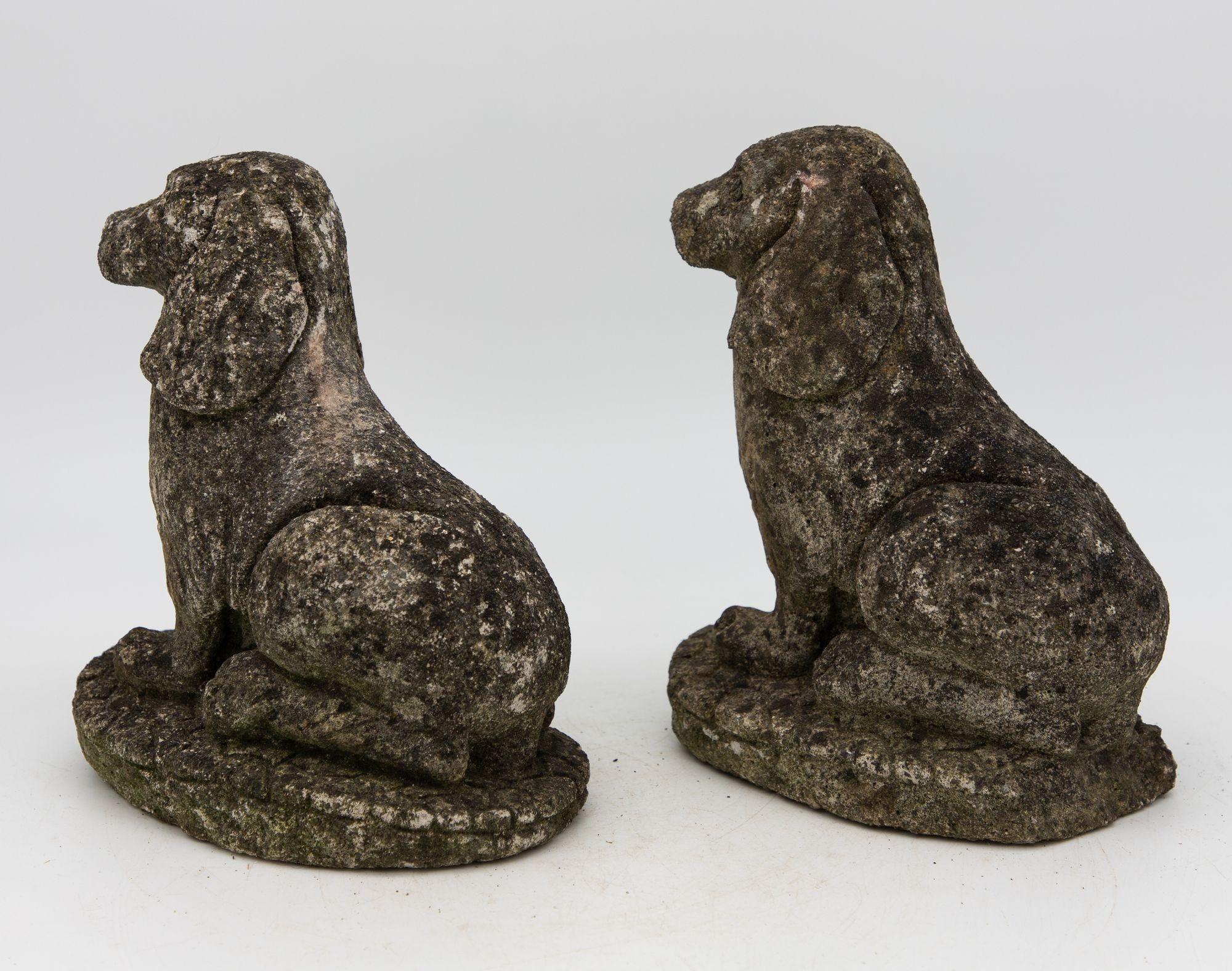 Vintage Pair of Concrete Stone Spaniel Dog Garden Ornaments In Good Condition For Sale In South Salem, NY