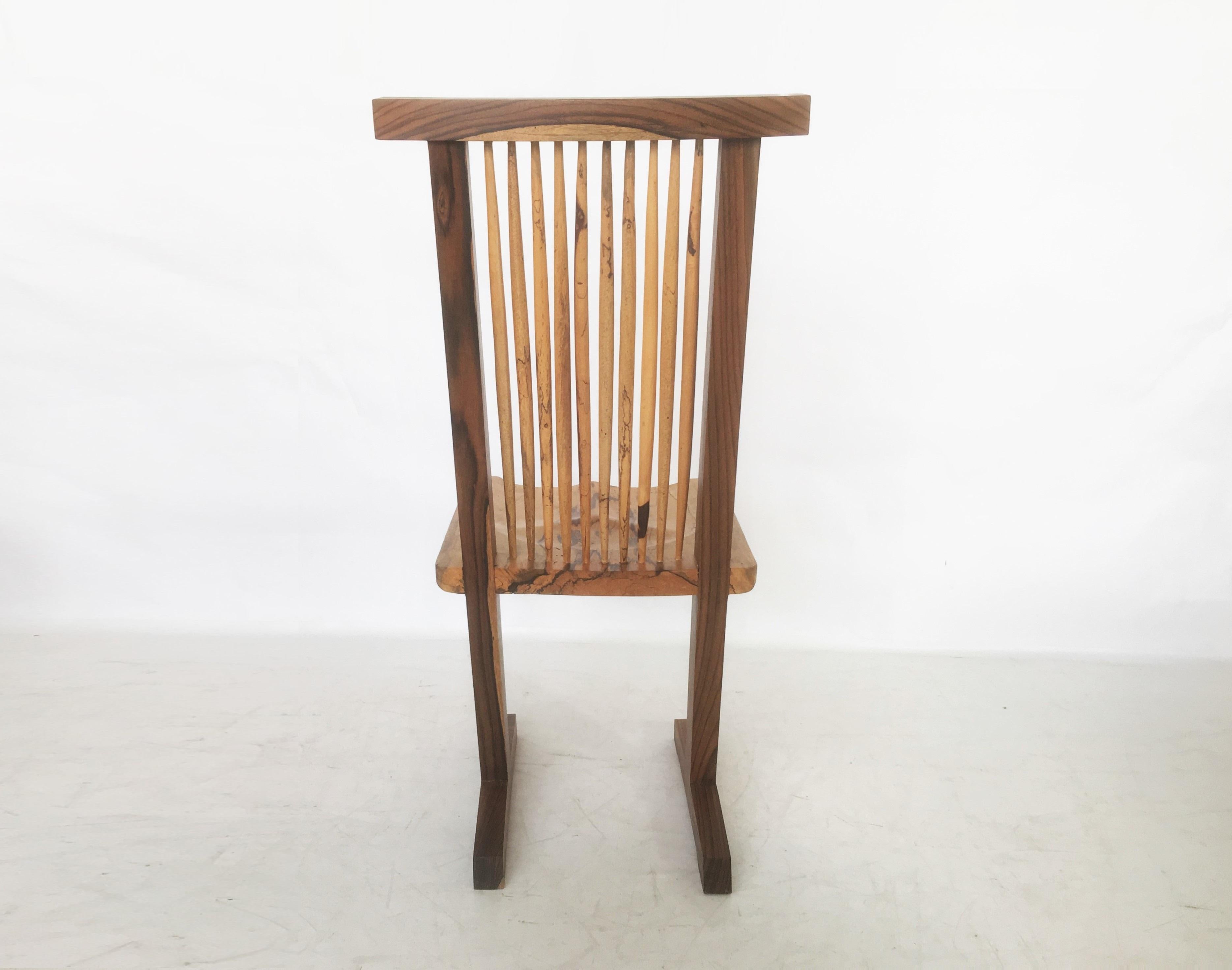 Vieille paire de chaises conoïdes:: d'après George Nakashima en vente 10