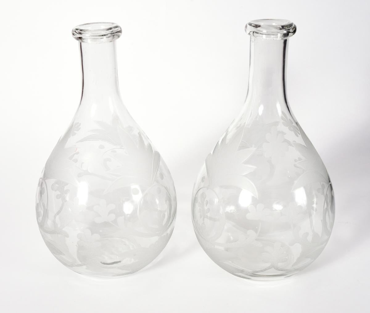 Vintage Pair of Cut Glass Decorative Pieces In Excellent Condition In Tarry Town, NY