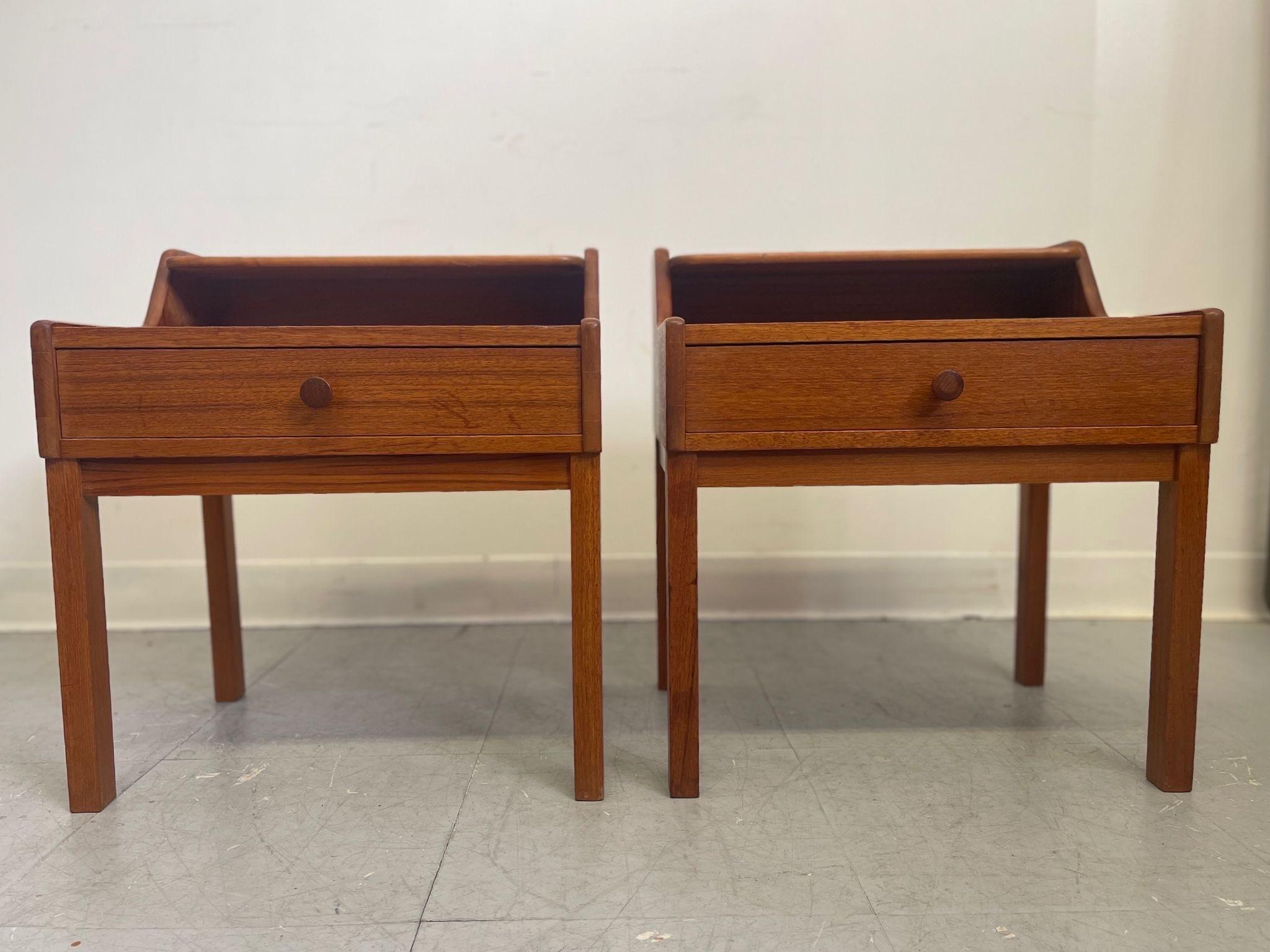 Mid-Century Modern Vintage Pair of Danish Modern Petite Teak End Tables