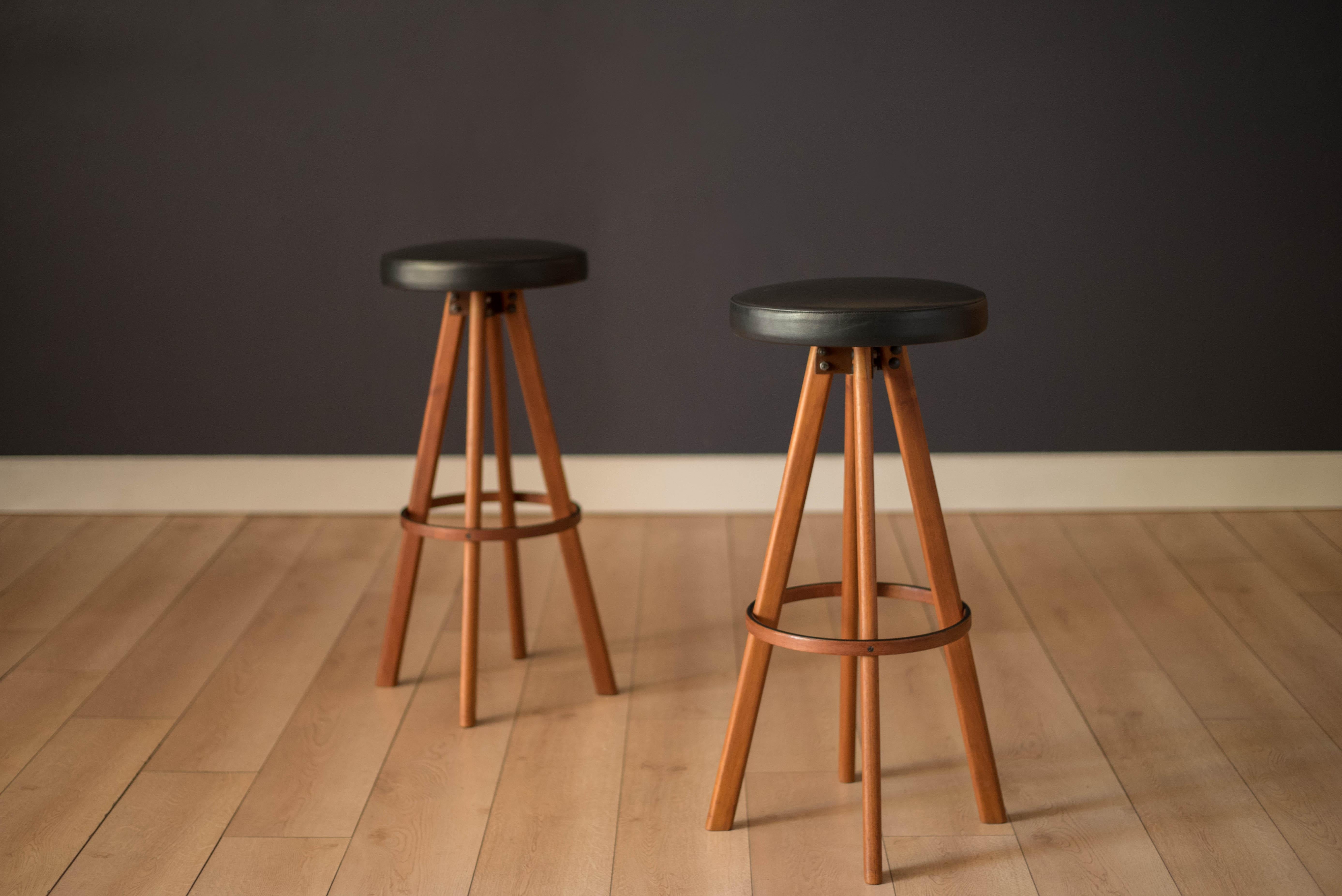 olsen bar stool