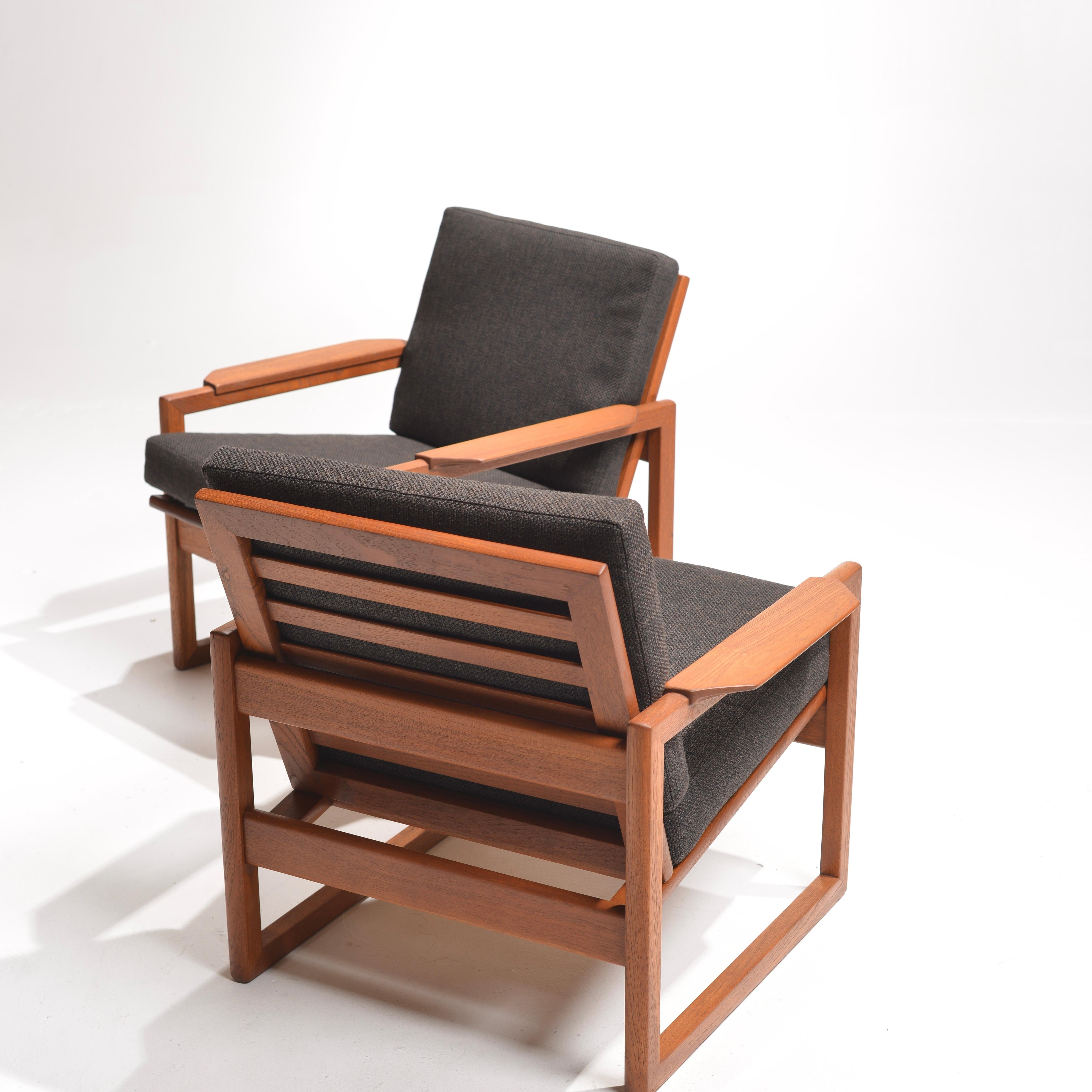 Vintage Pair of Danish Teak Lounge Chairs by Sven Ellekaer For Sale 13