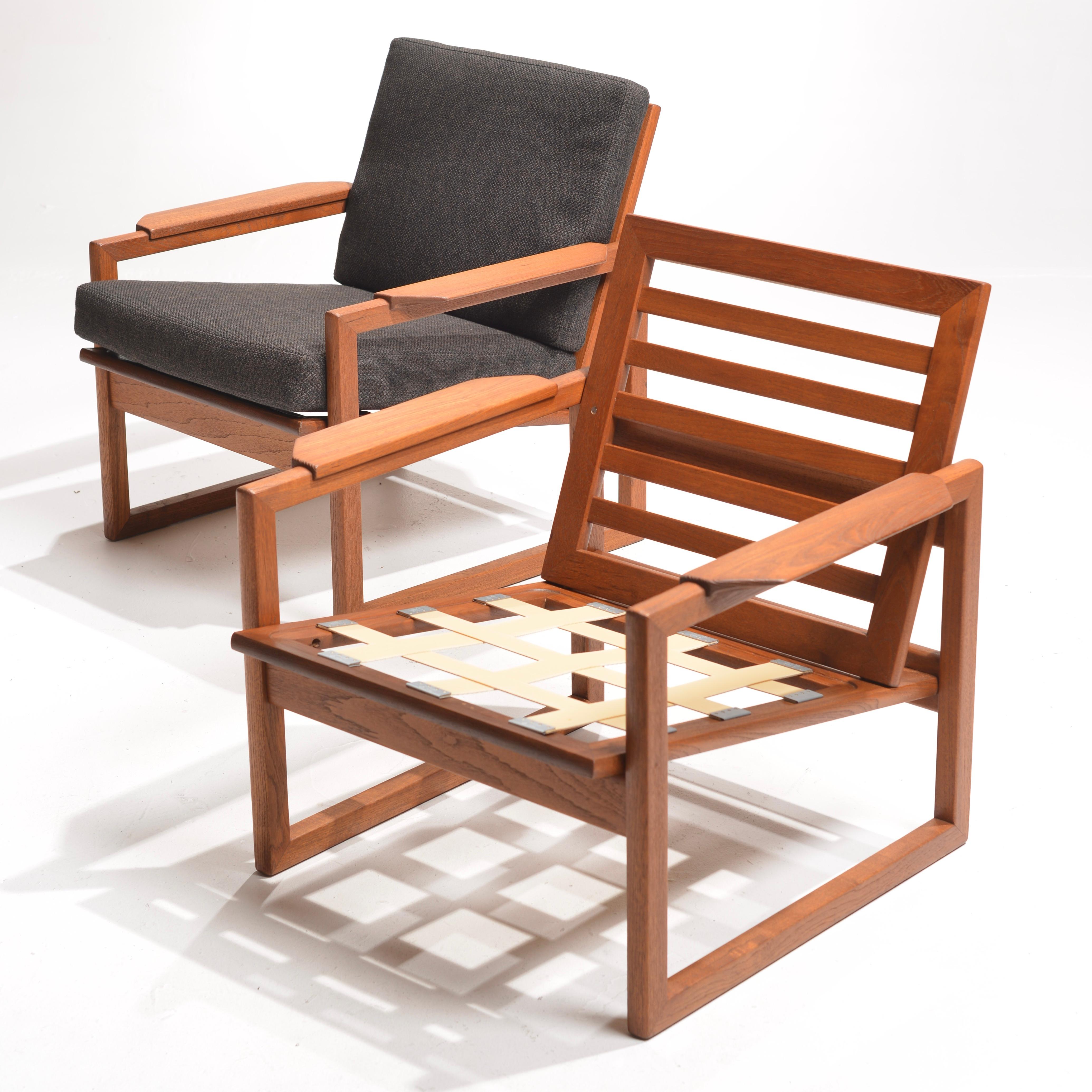 Vintage Pair of Danish Teak Lounge Chairs by Sven Ellekaer For Sale 14