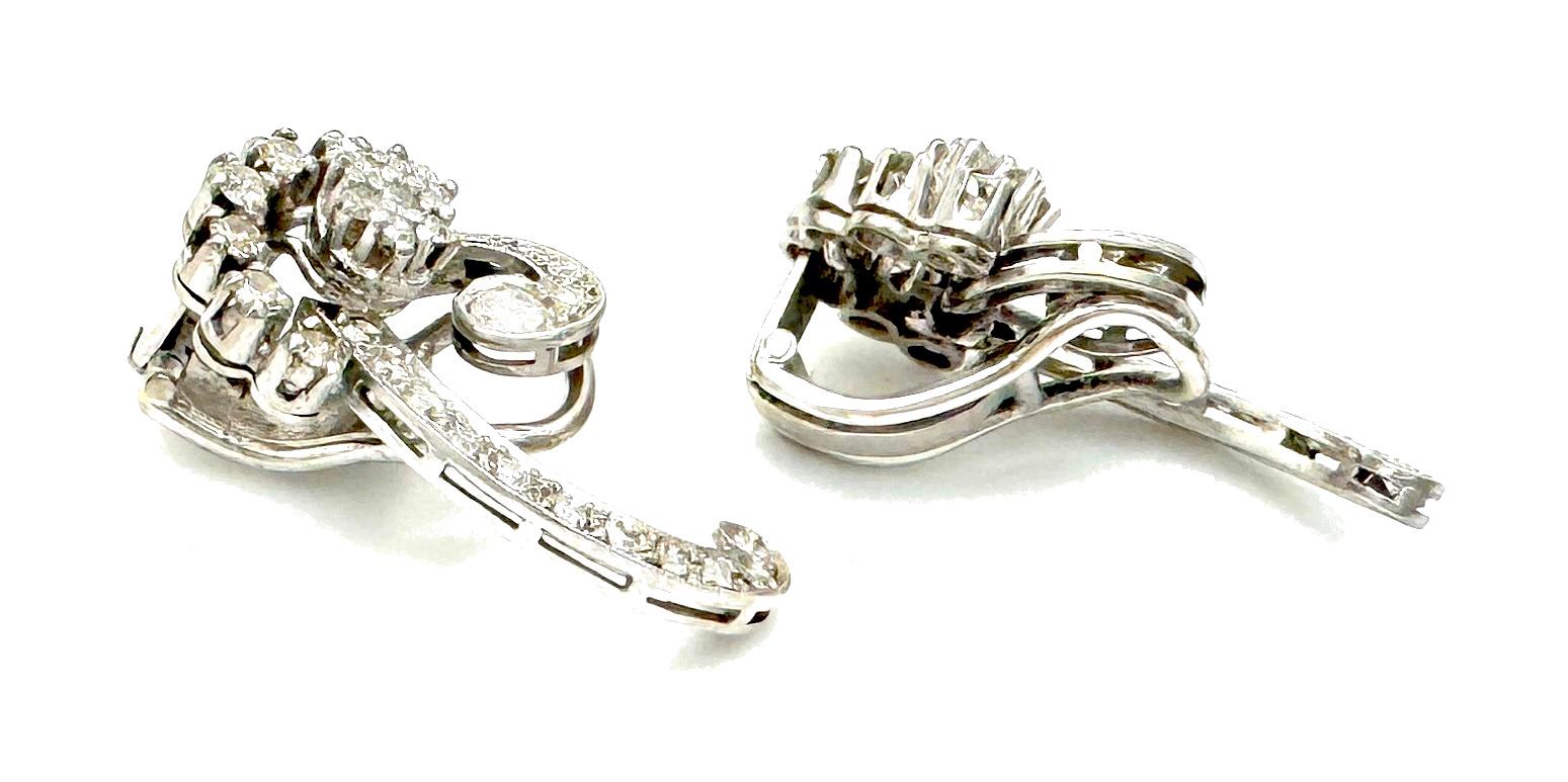 Post-War Vintage Pair of Diamond Clip-On Earrings White Gold For Sale