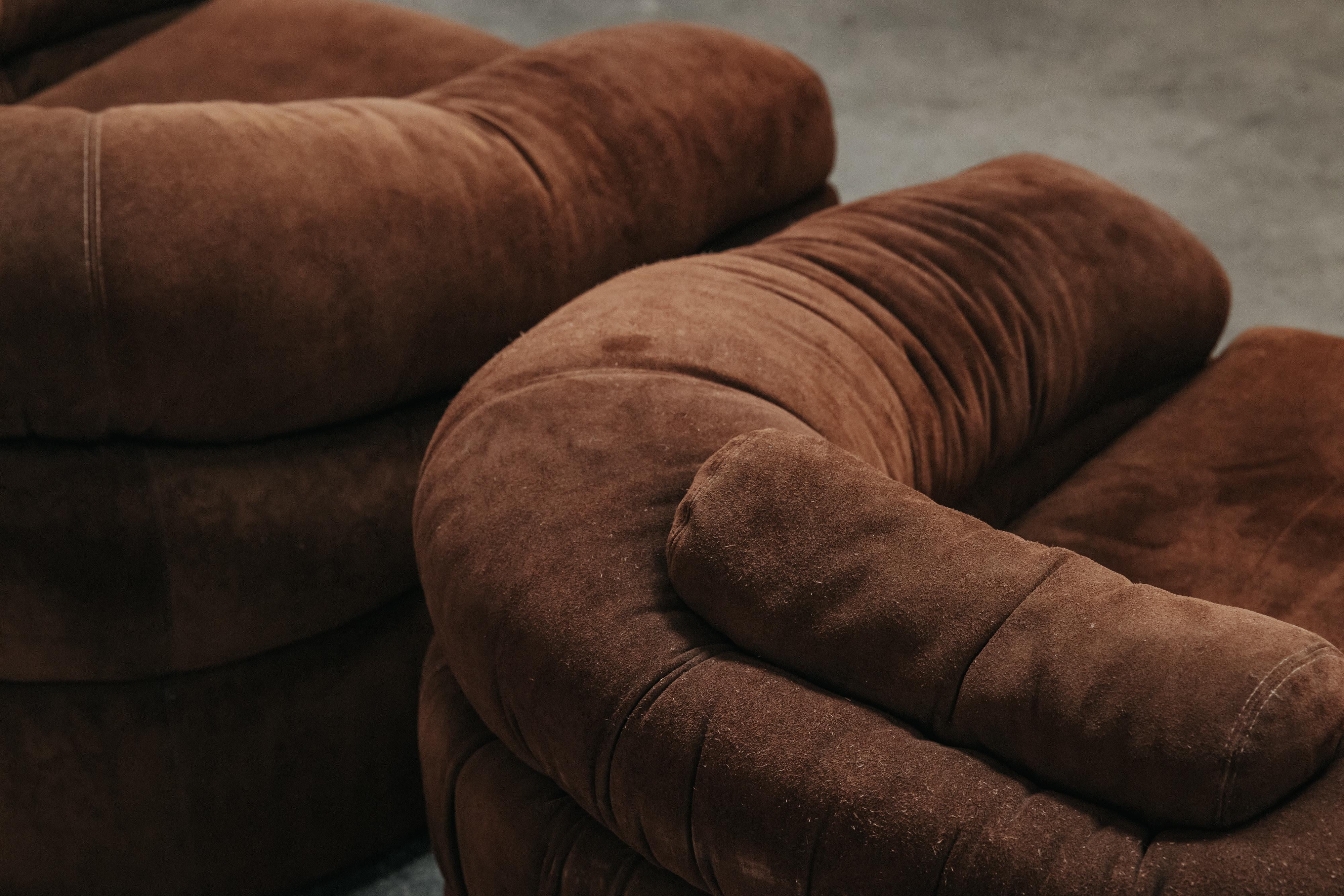 Paire de chaises longues D'Urbino De Pas en daim d'Italie, vers 1970 en vente 2