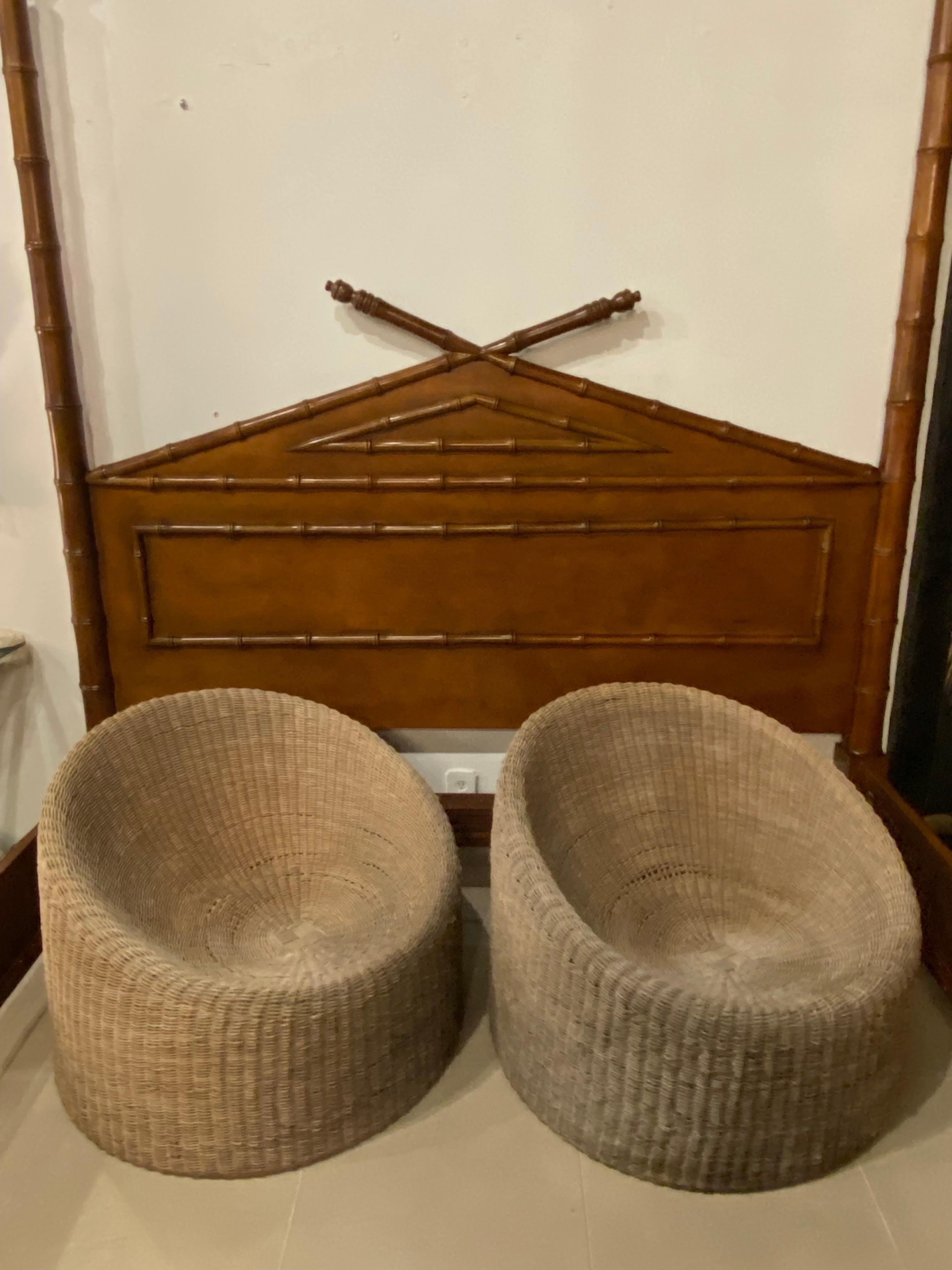 Vintage Pair of Eero Aarnio Wicker Round Lounge Chairs 1