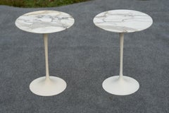 Vintage Pair of Eero Saarinen for Knoll 16" Side or End Tables in Calacatta Gold