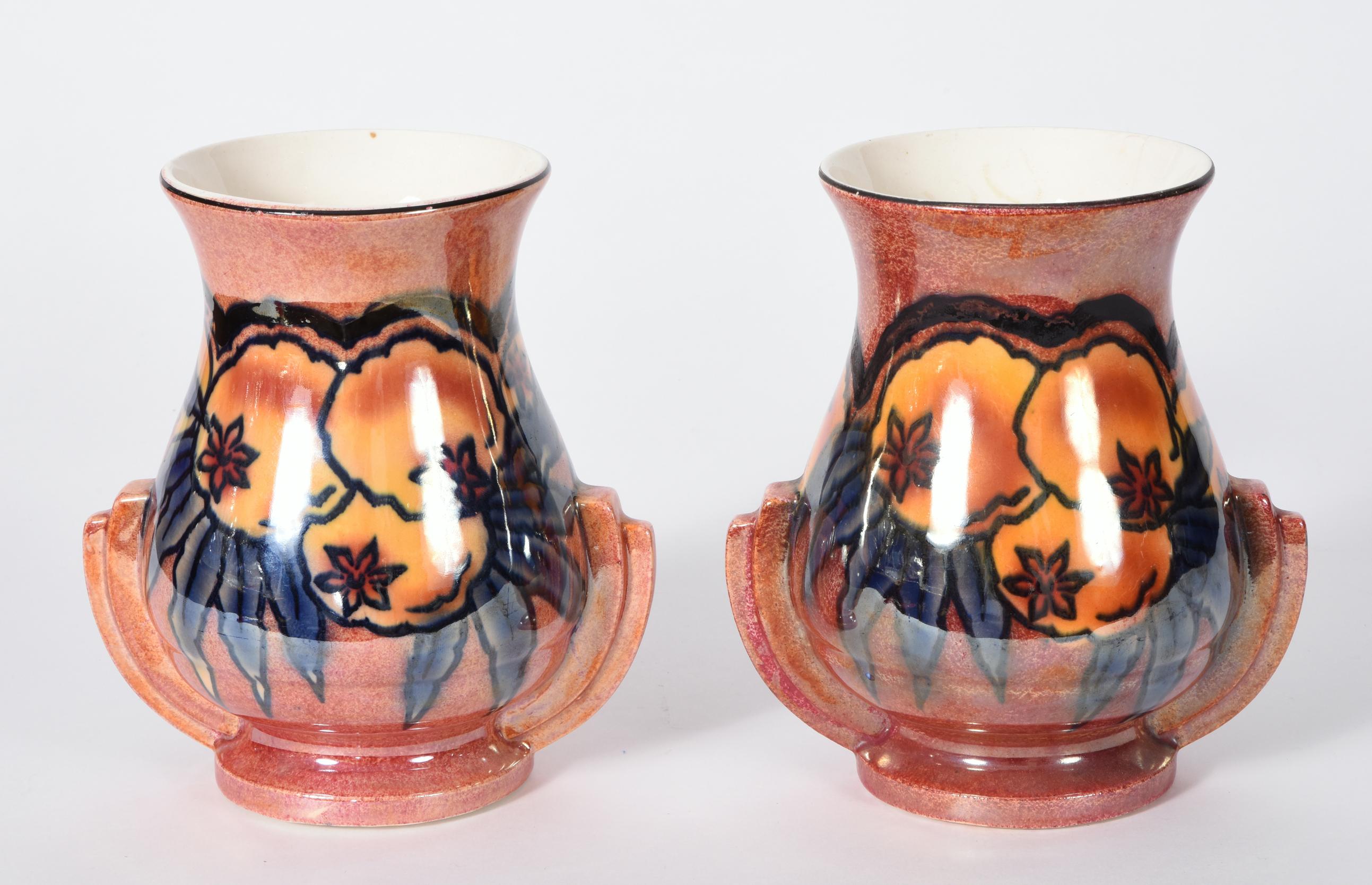 Vintage Pair of English Glazed Art Pottery Vases In Excellent Condition In Tarry Town, NY
