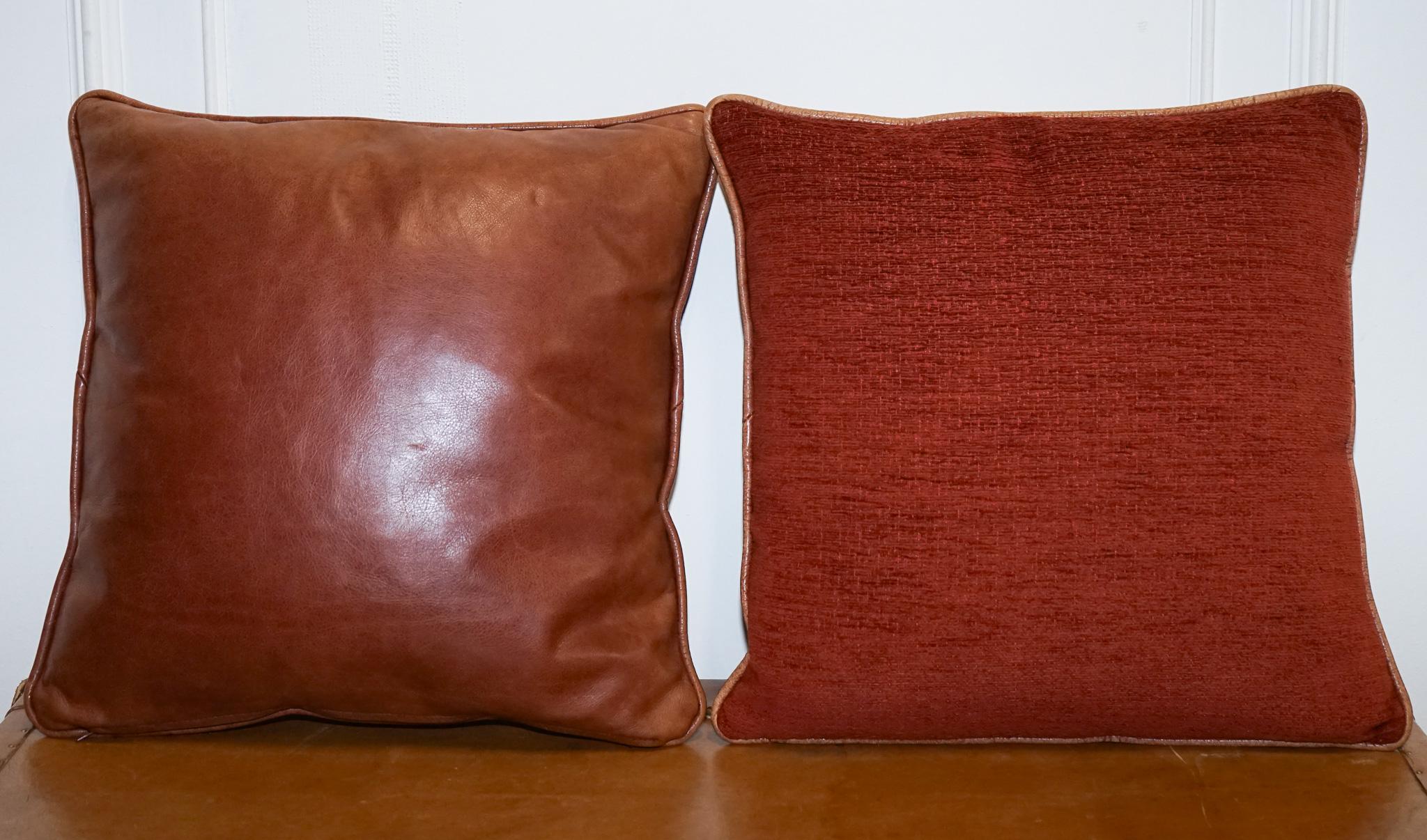 VINTAGE PAIR OF FEATHER FiLLED CHESTNUT BROWN LEATHER & FABRIC SCATTER CUSHIONS For Sale 1