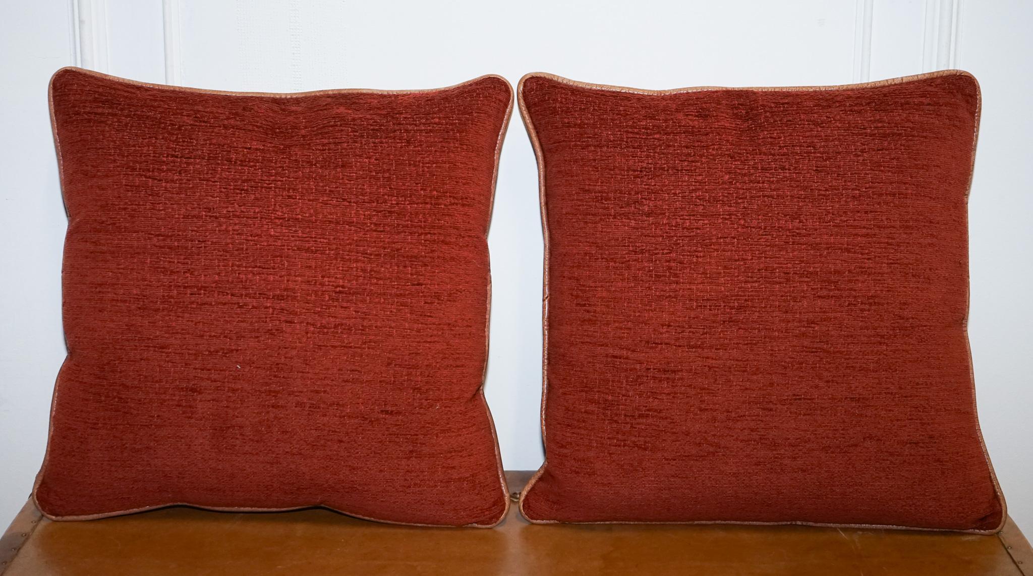 VINTAGE PAIR OF FEATHER FiLLED CHESTNUT BROWN LEATHER & FABRIC SCATTER CUSHIONS For Sale 2