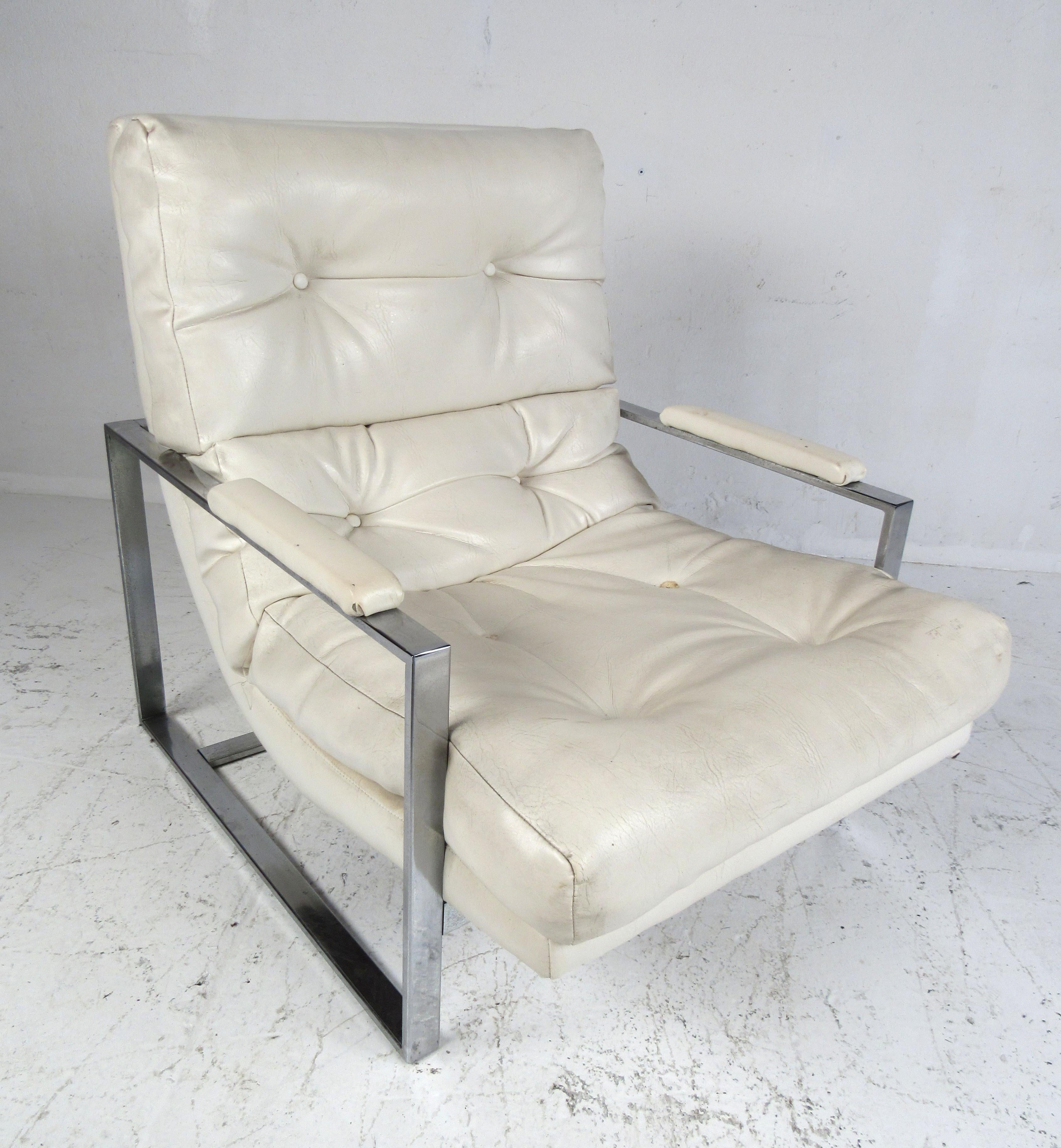Upholstery Vintage Pair of Flat Bar Chrome and Vinyl Lounge Chairs For Sale