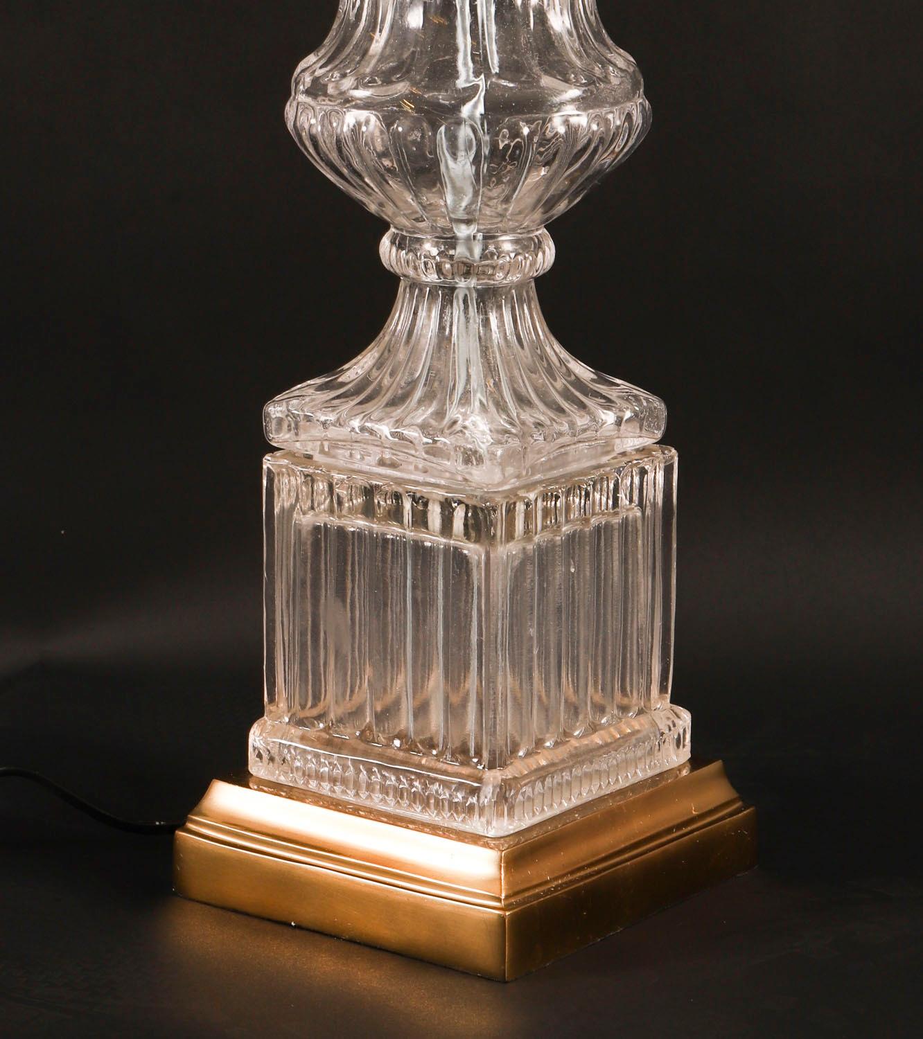 Vintage Pair of French Glass & Ormolu Table Lamps 20th Century in vendita 2