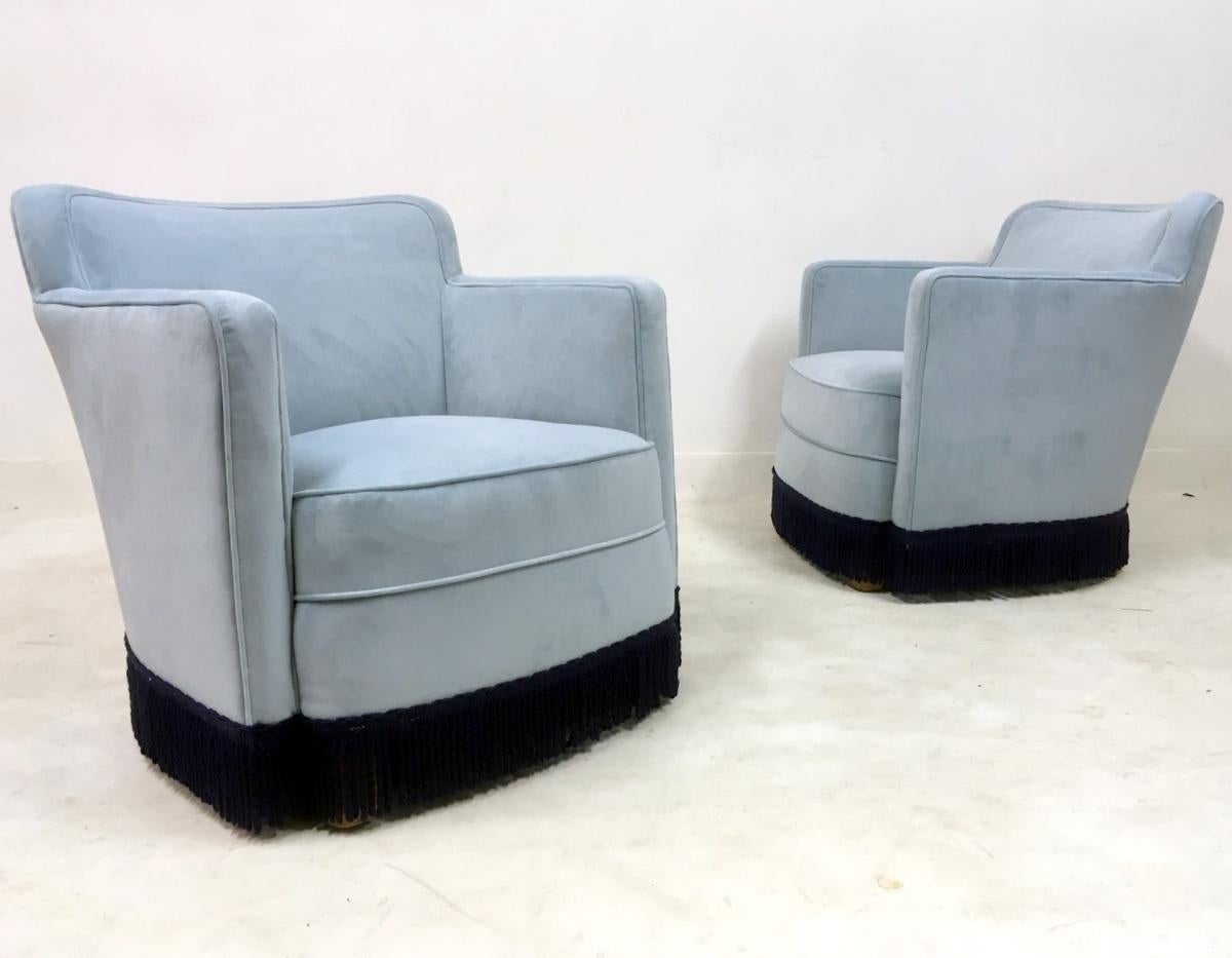 Vintage Pair of French Lounge Chairs in Blue Velvet, 1940s 1
