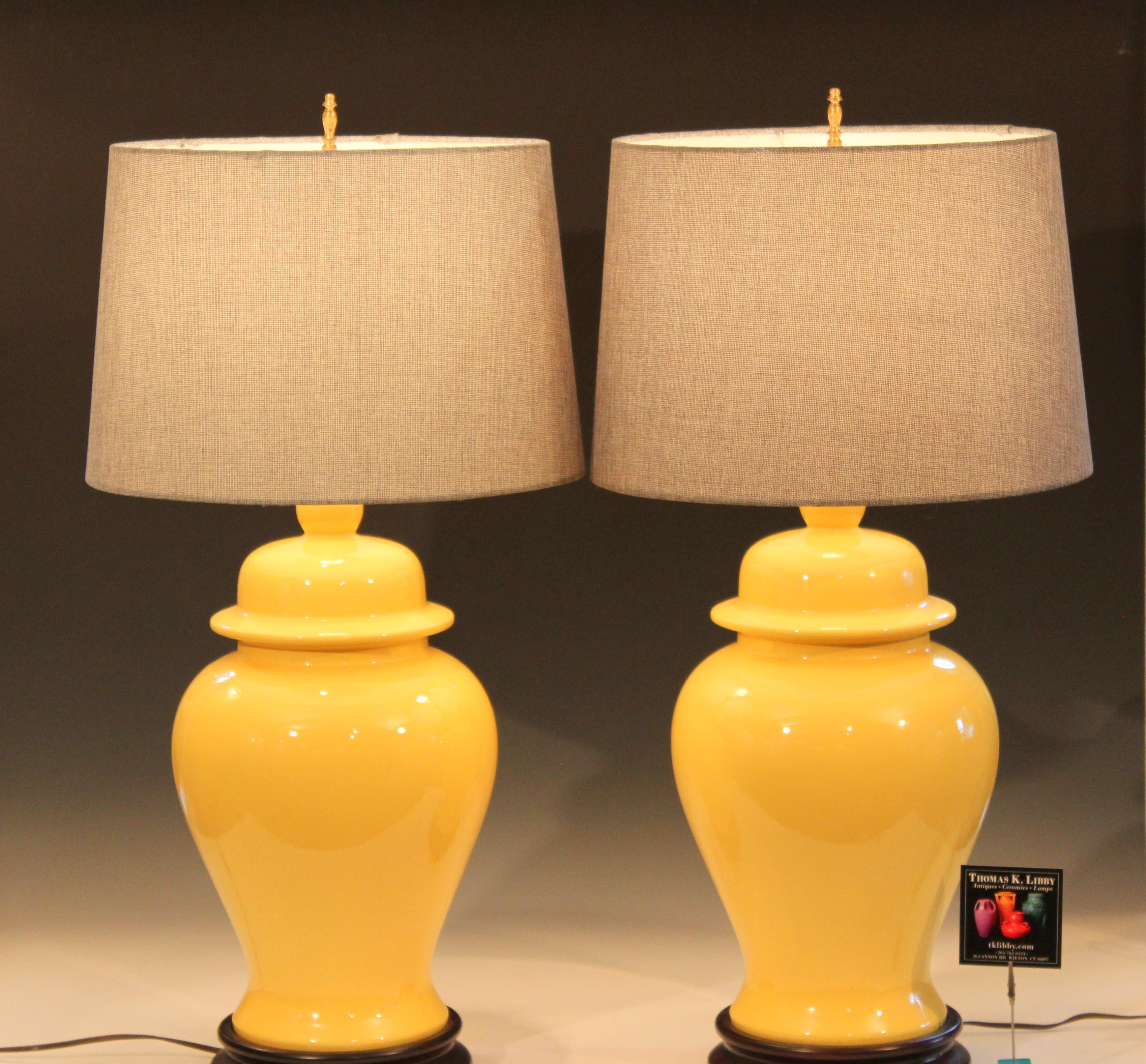 Molded Vintage Pair of Haeger Pottery Atomic Chrome Yellow Large Ginger Jar Urn Lamps
