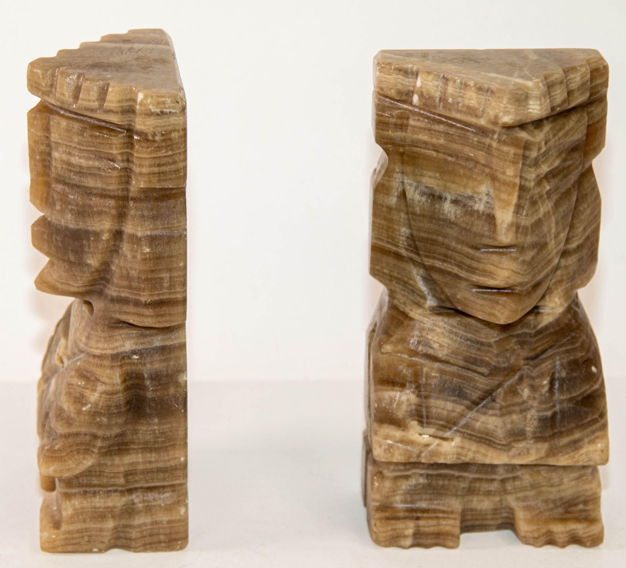 Vintage 1950s Pair of Carved Aztec Onyx Stone Bookends.
Mexican Aztec Mayan Figure Onyx Book Ends.Hand carved marble stone pyramid Aztec Mayan. 
Pair of vintage marble onyx Aztec Mayan stone bookends. Vintage handcrafted large heavy natural marble