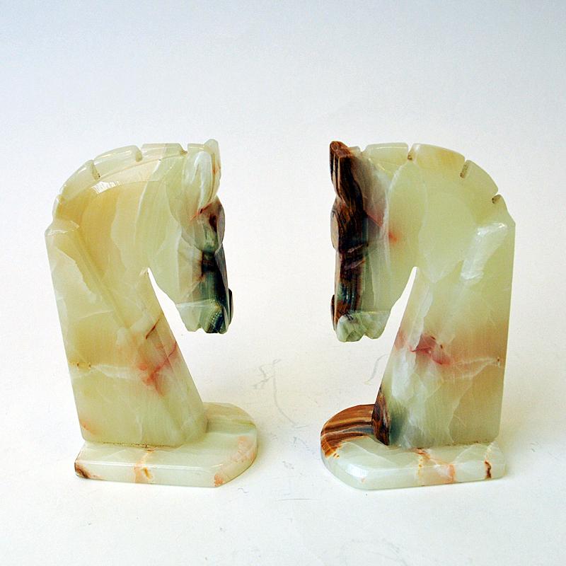 Vintage Pair of Handacarved Onyx Horseheads Bookends, 1970s Italy 2