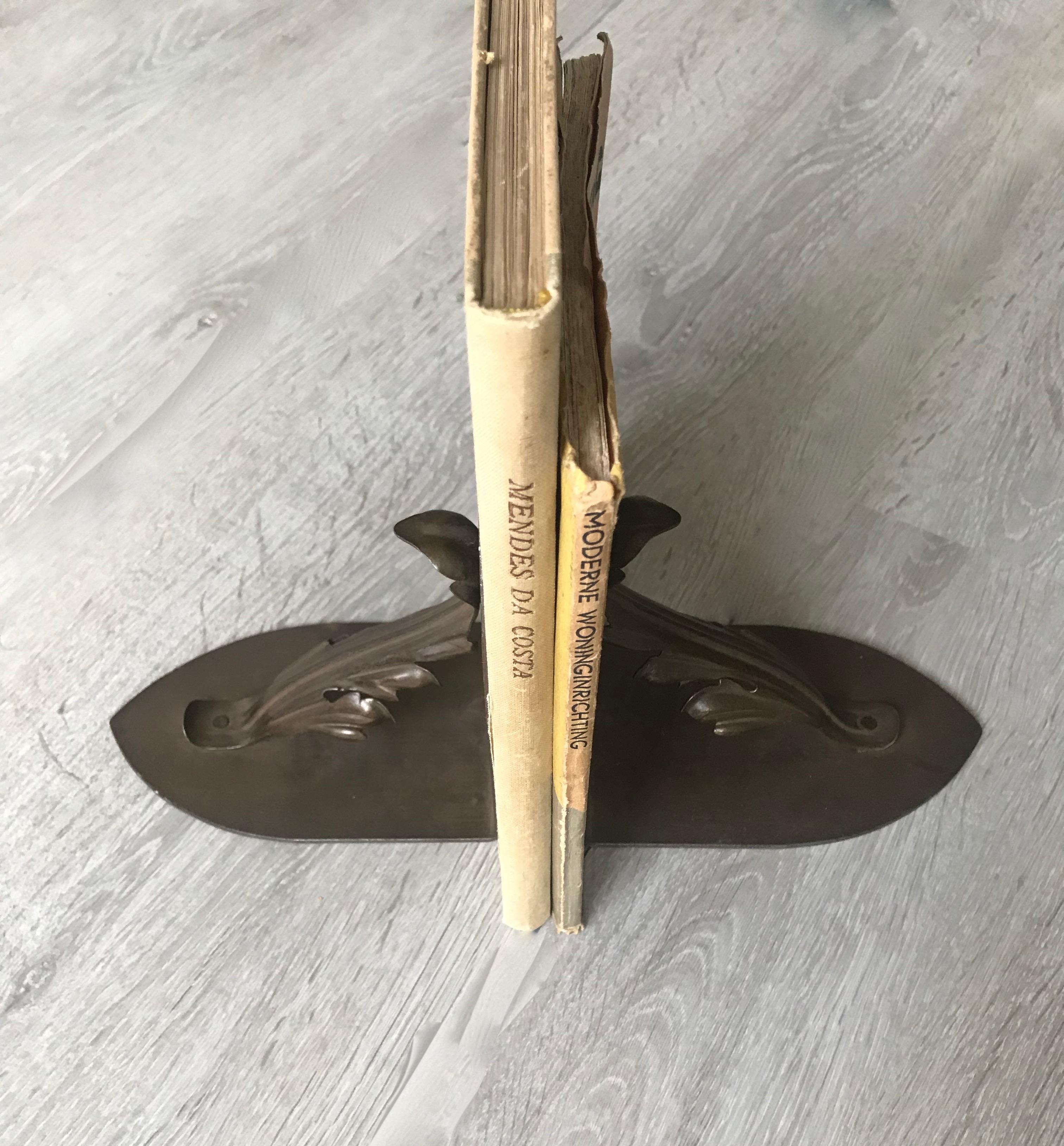 Arts & Crafts Pair of Handcrafted Metal Bookends with Meaningful Symbolic Leaves In Good Condition For Sale In Lisse, NL