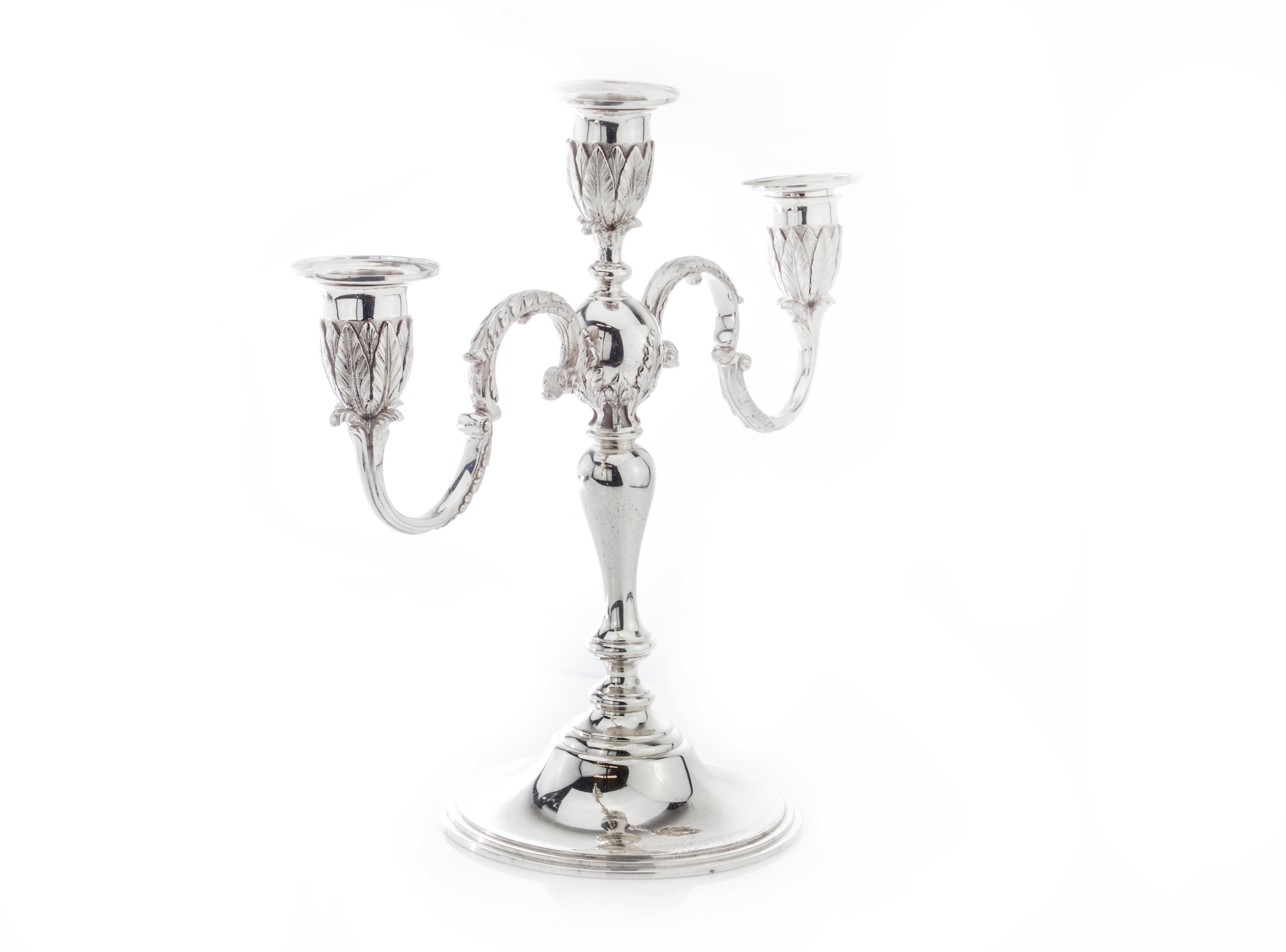 Post-Modern Asprey & Co. hollow Silver pair of candelabras, London, 1961 For Sale