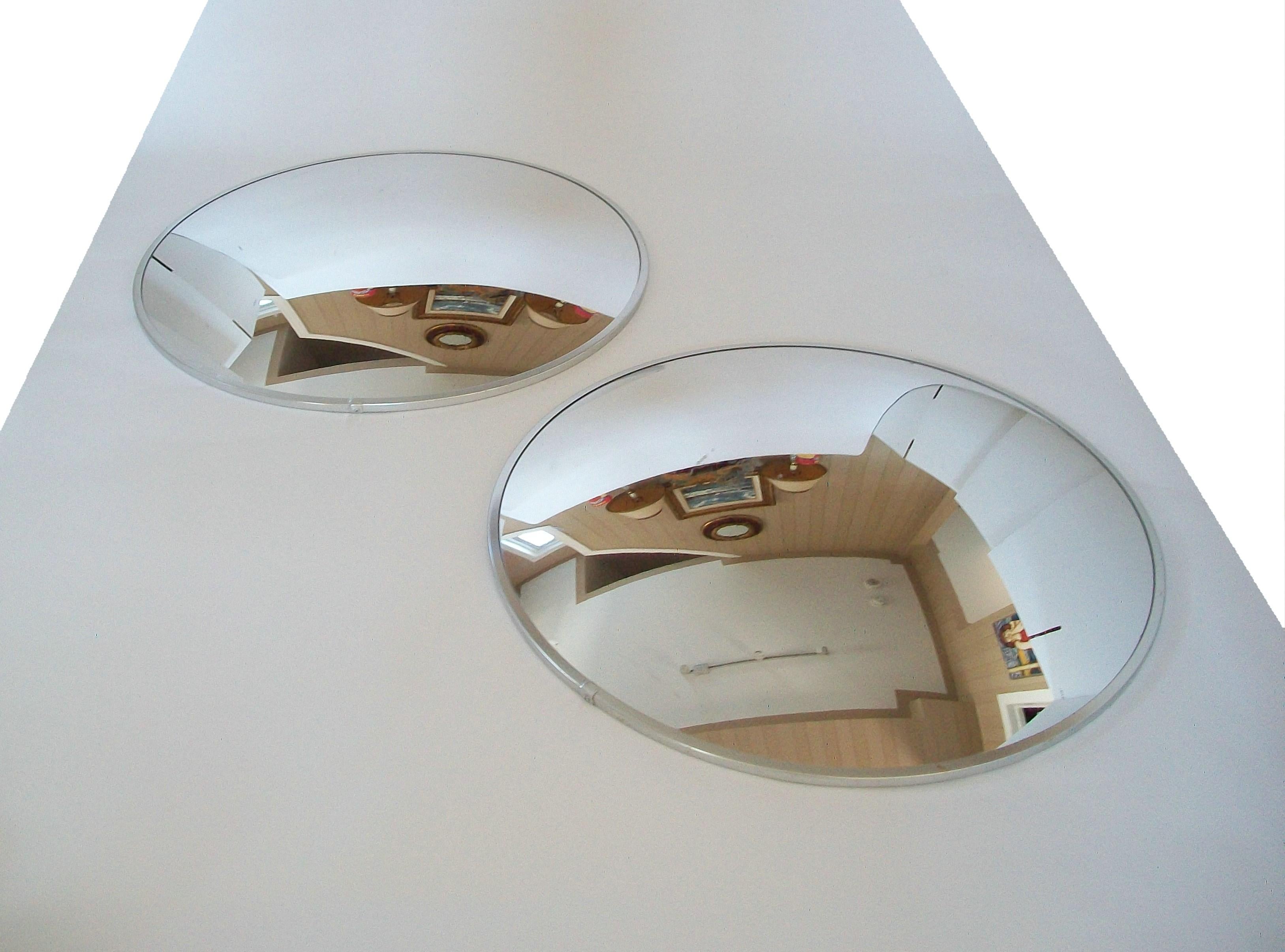 American Vintage Pair of Industrial Convex Mirrors, United States, Late 20th Century For Sale